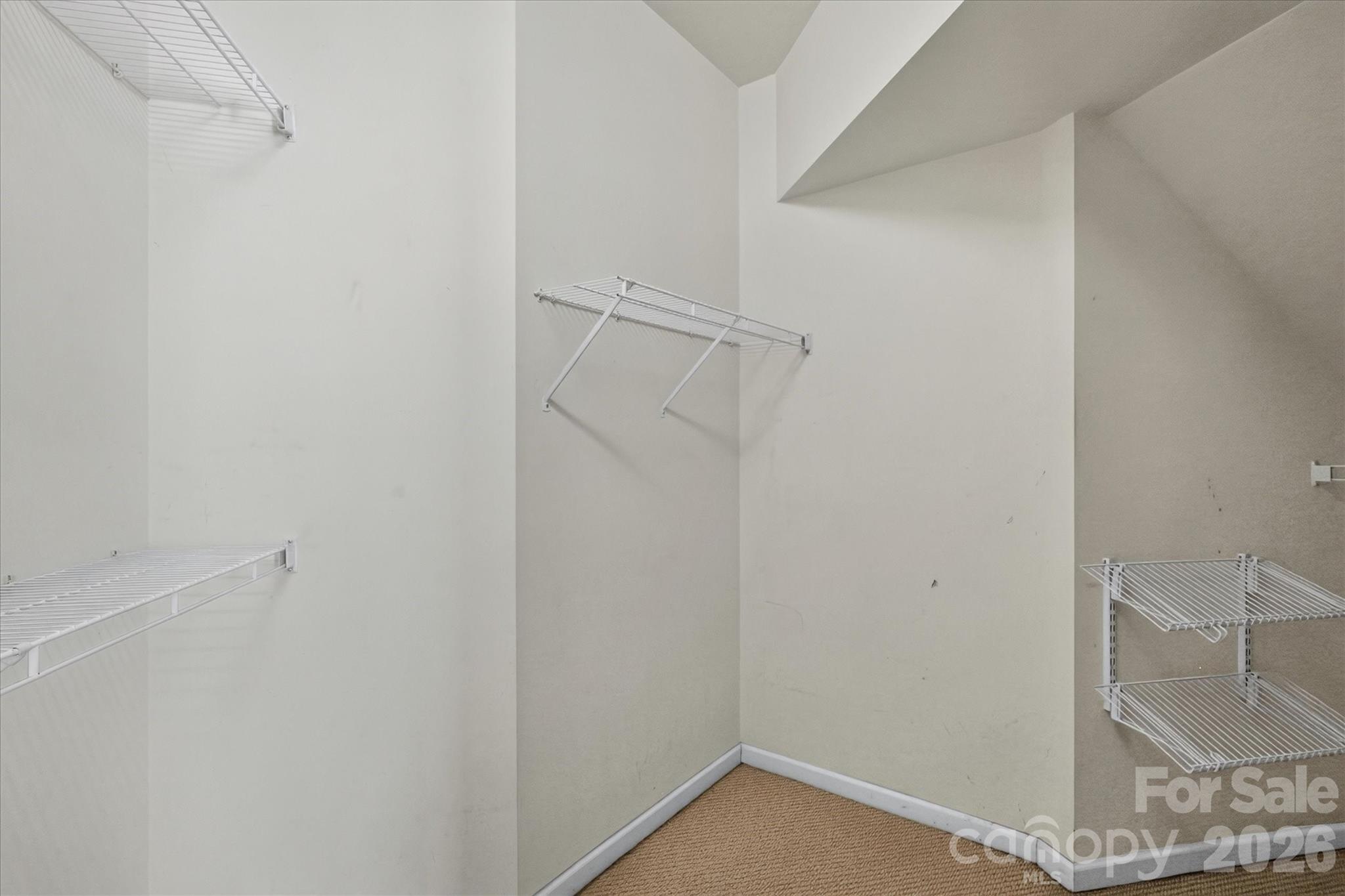 570 Surry Trace Circle Property Photo 26