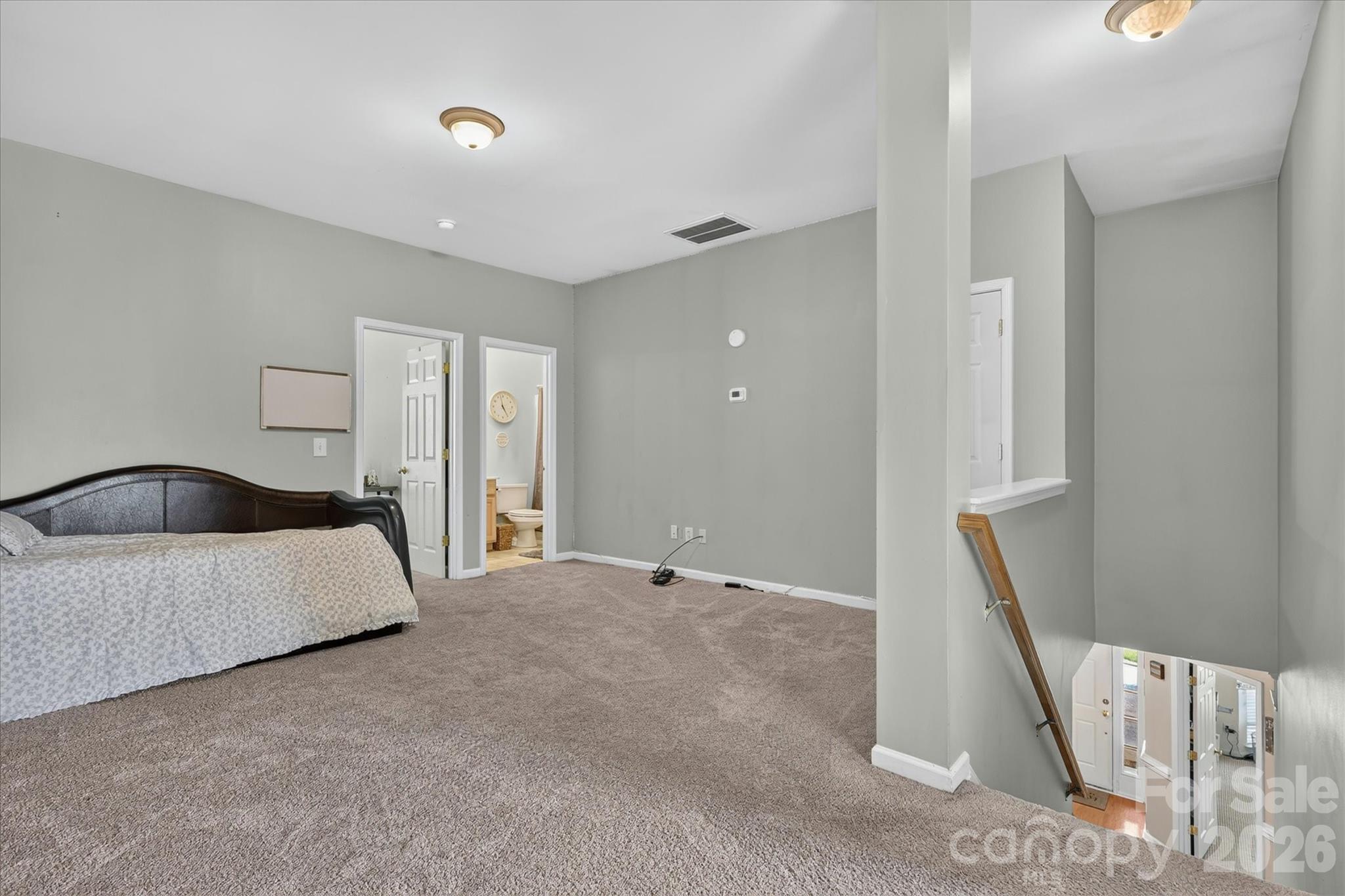 570 Surry Trace Circle Property Photo 32