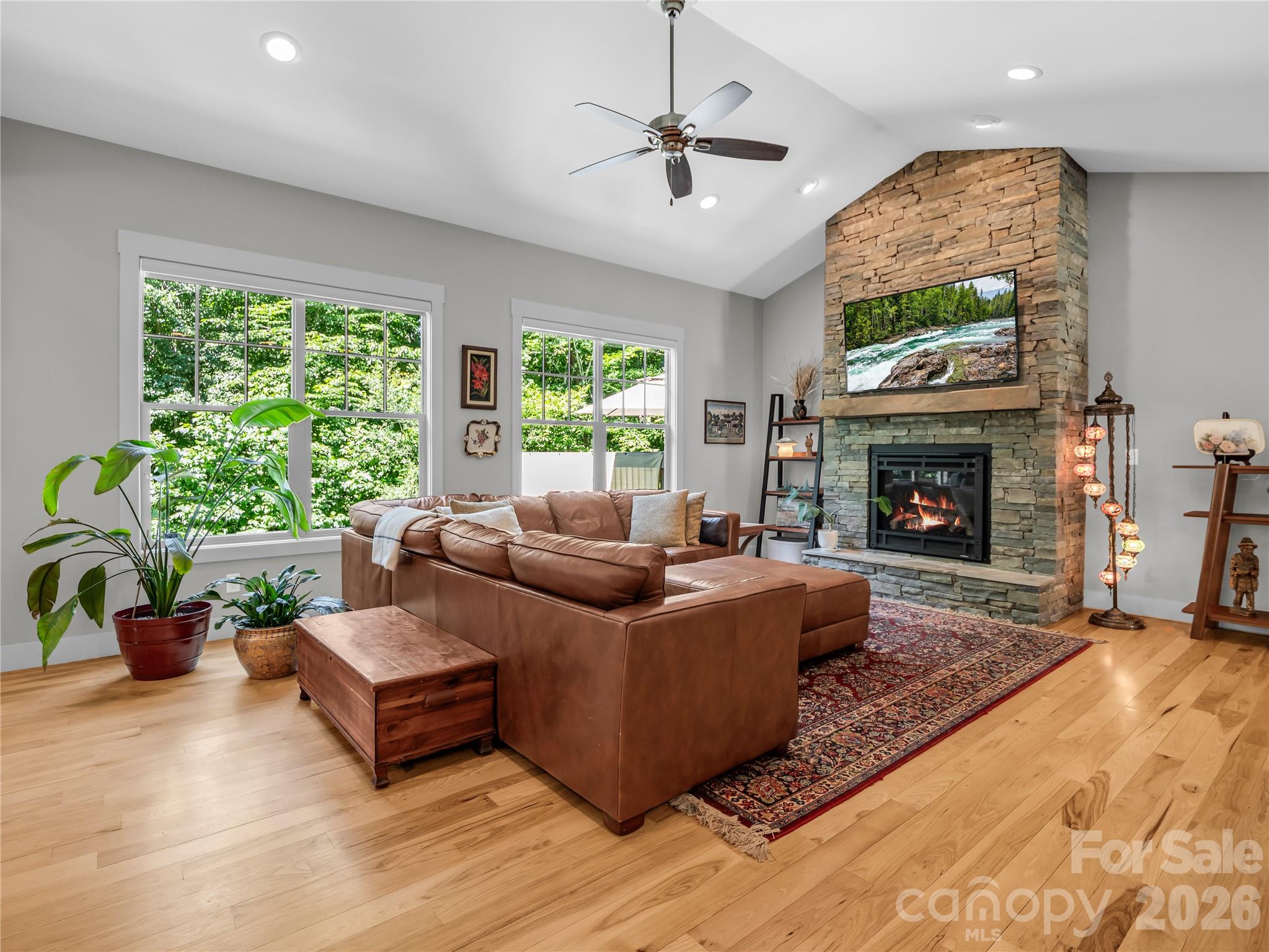 122 Cisco Road Property Photo 7