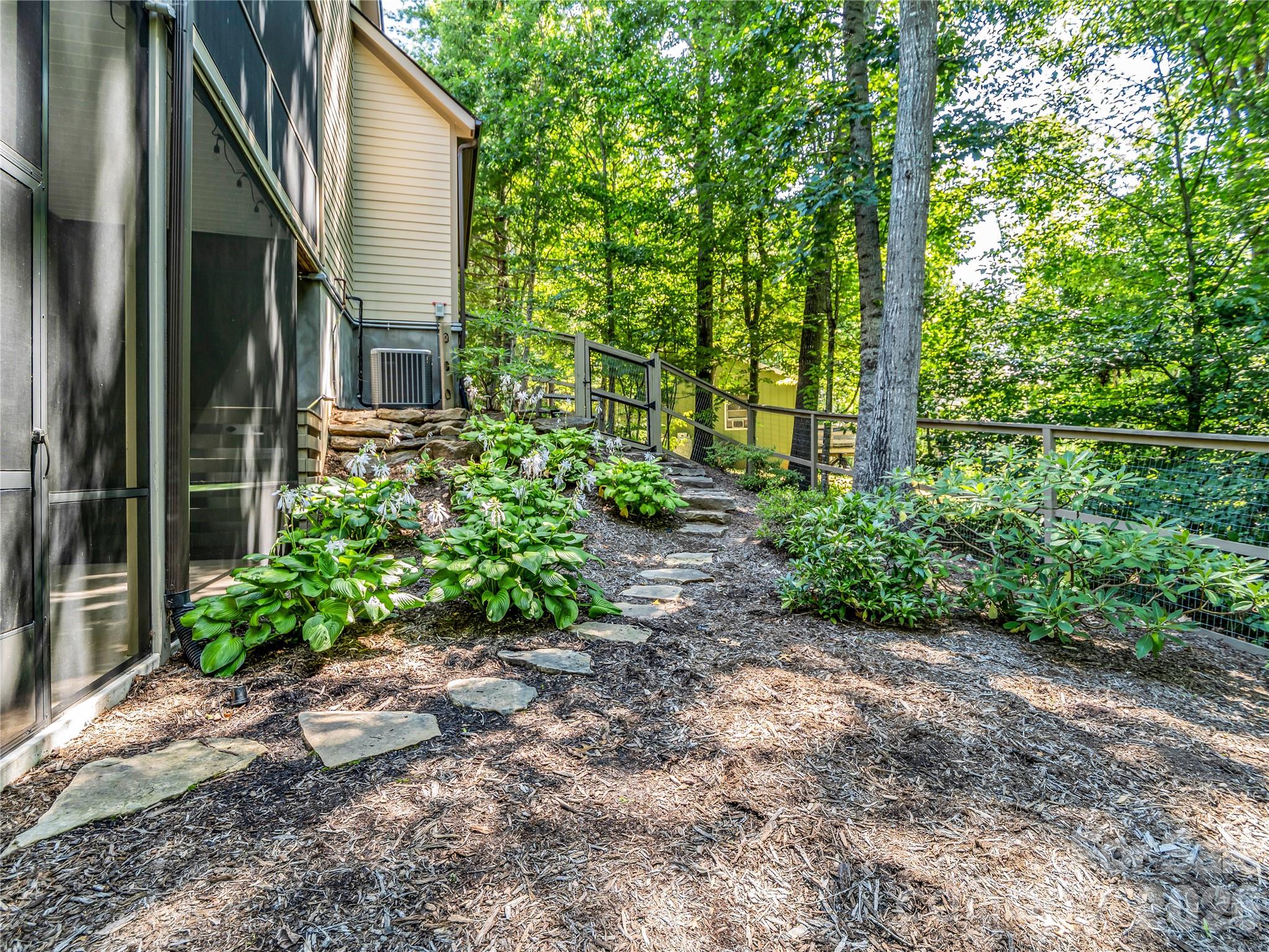 122 Cisco Road Property Photo 37