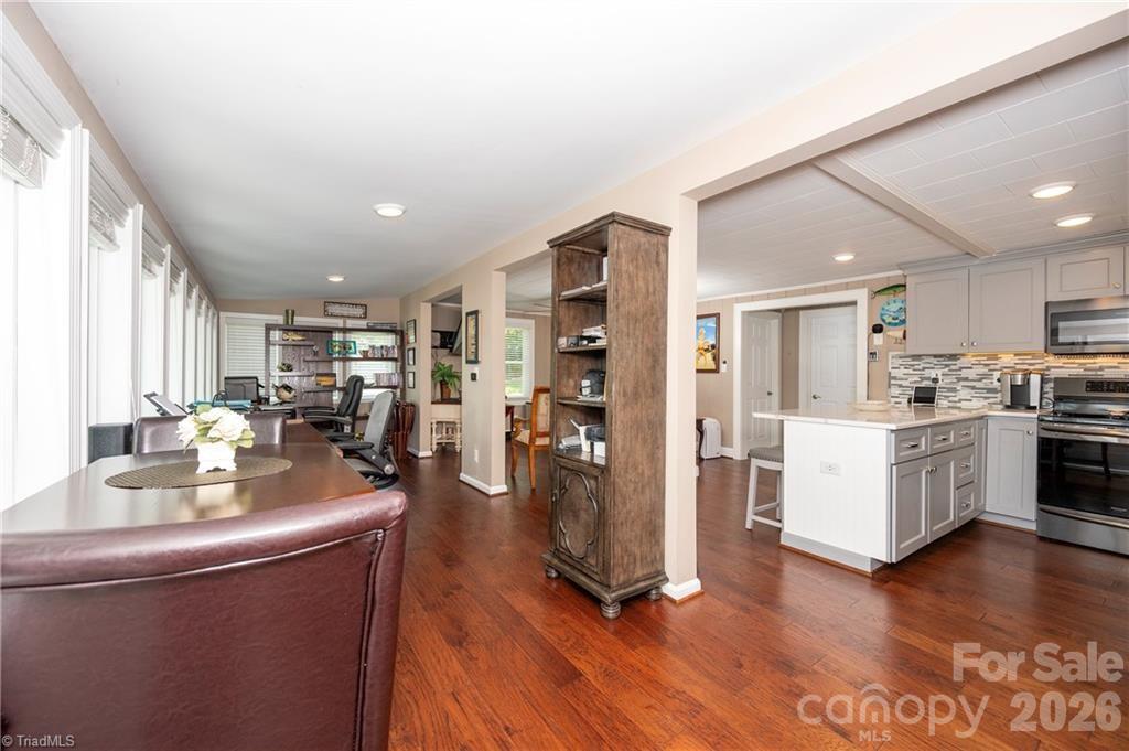 2113 Warf Road Property Photo 34