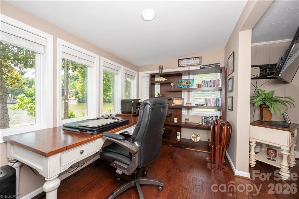 2113 Warf Road Property Photo 35