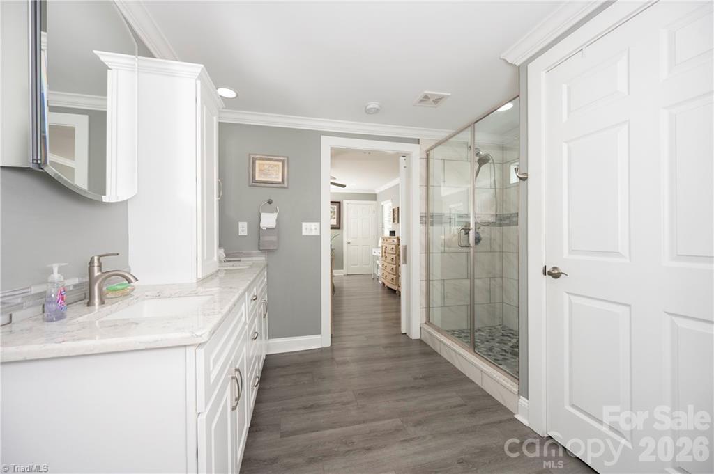 2113 Warf Road Property Photo 40