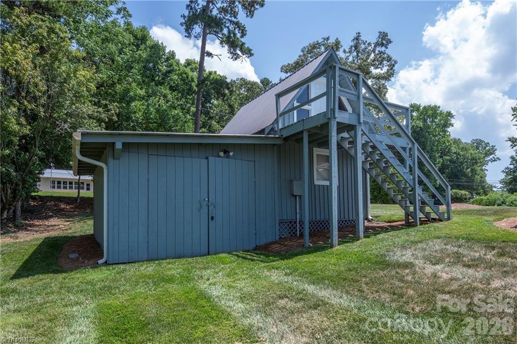 2113 Warf Road Property Photo 47