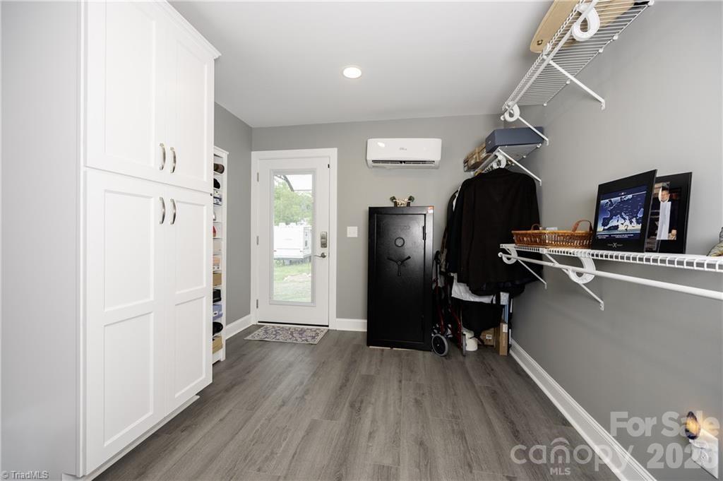 2113 Warf Road Property Photo 48