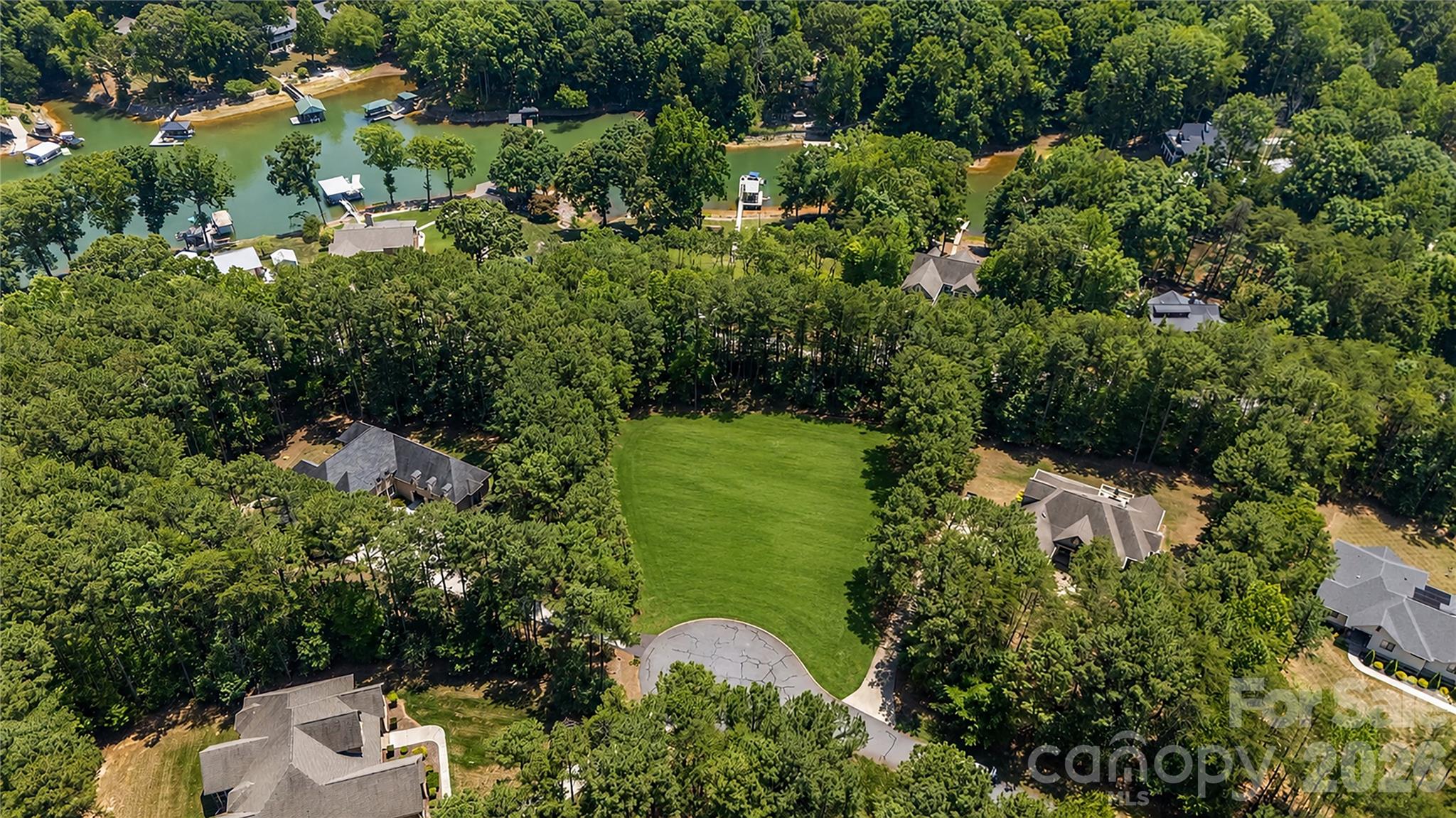 7287 James Court Property Photo 4