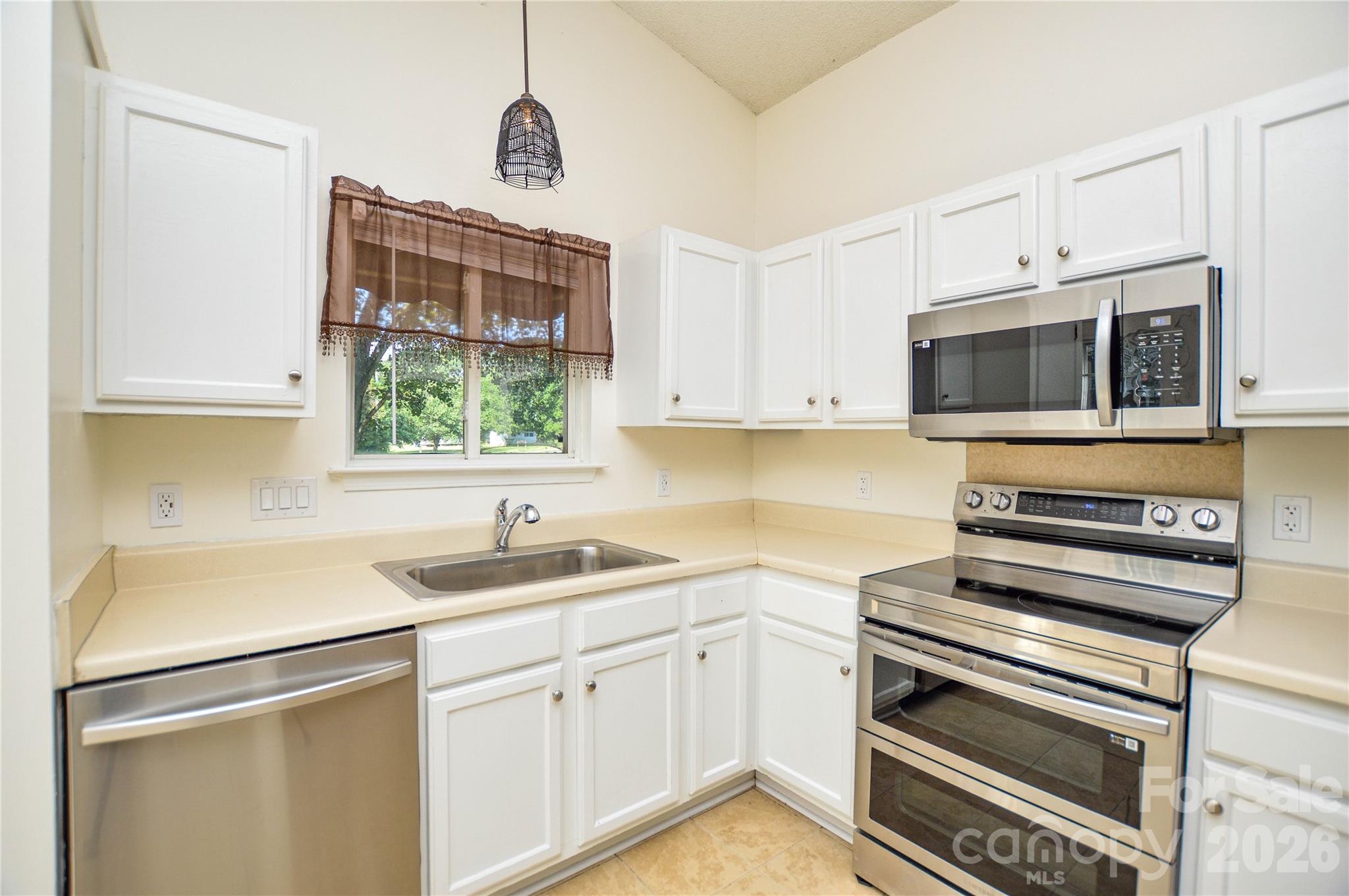 3300 Braefield Drive N/a Property Photo 12