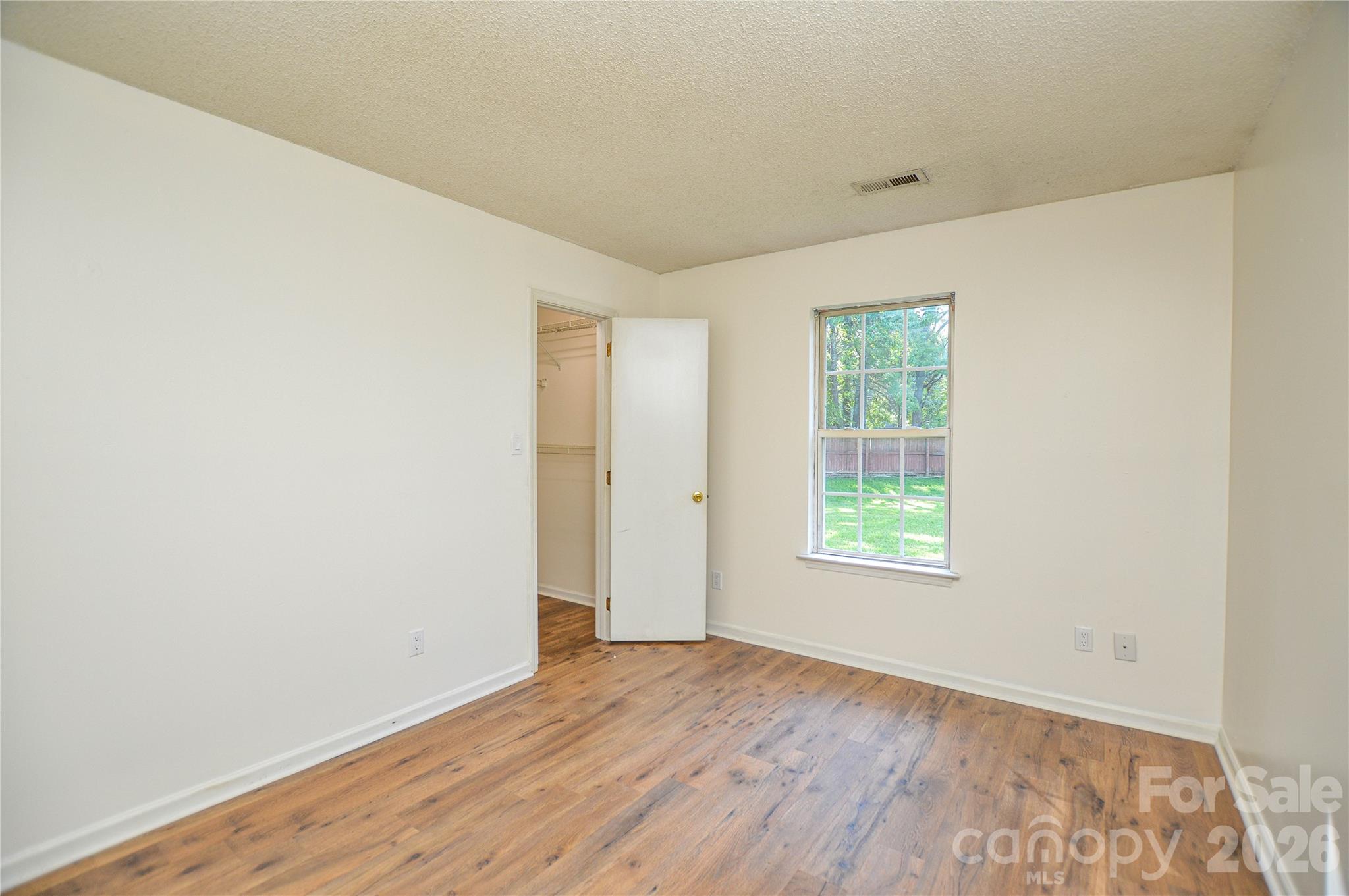 3300 Braefield Drive N/a Property Photo 18