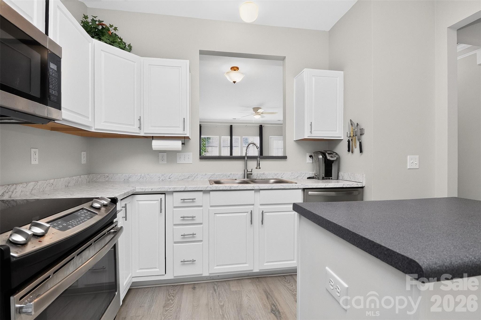 12905 Bullock Greenway Boulevard Property Photo 7