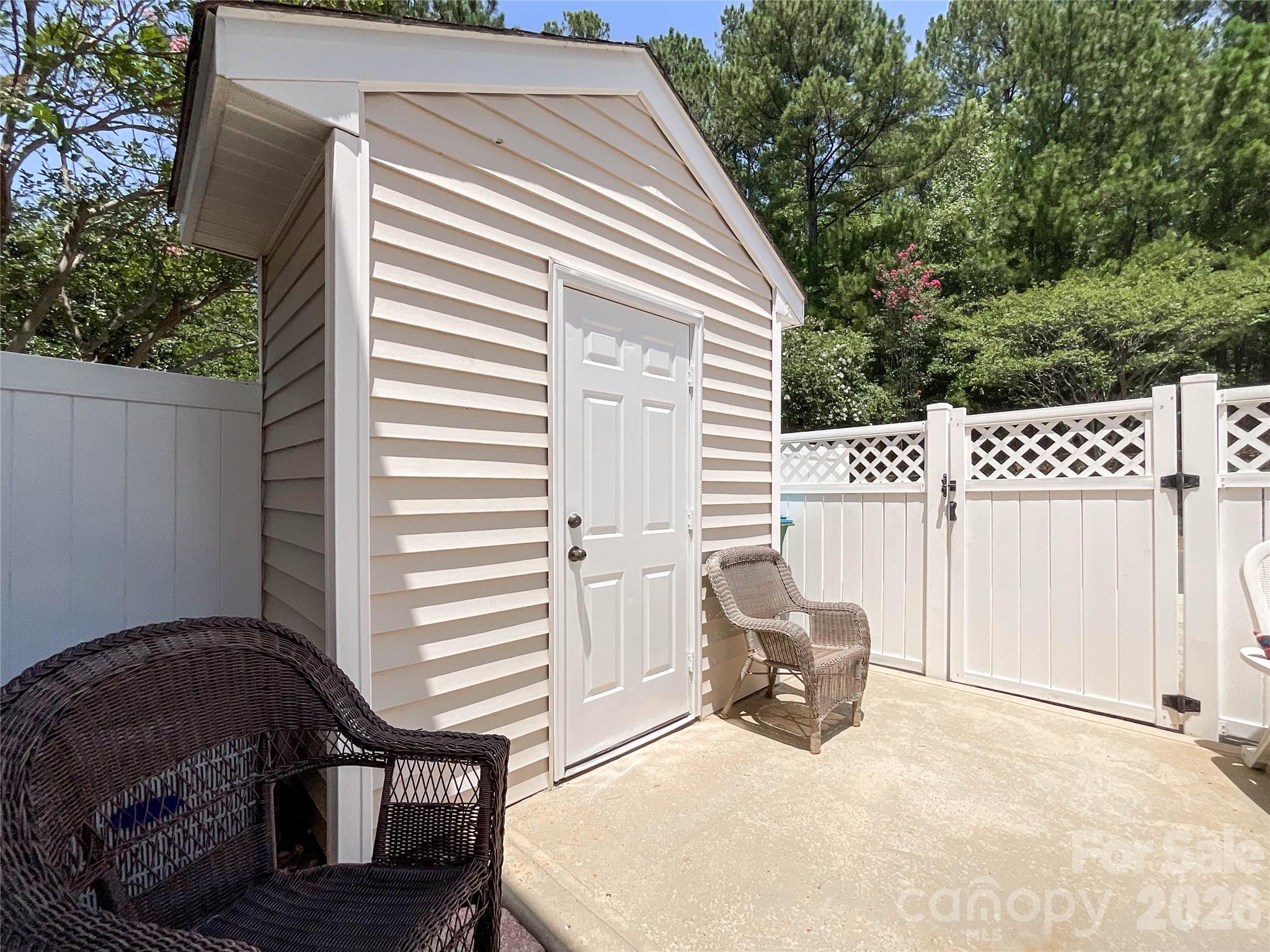 3901 #d Christine Lane Property Photo 28