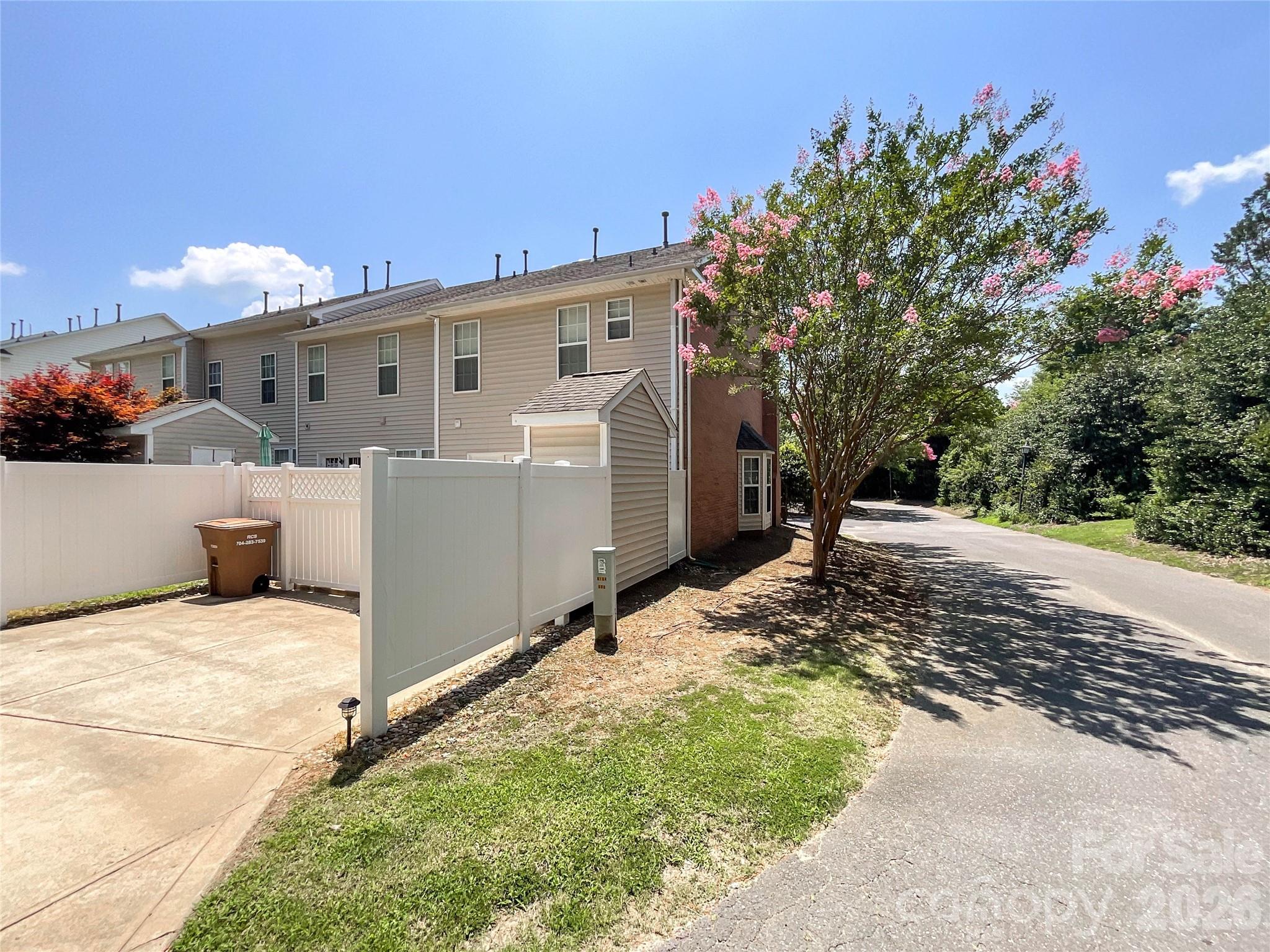 3901 #d Christine Lane Property Photo 32