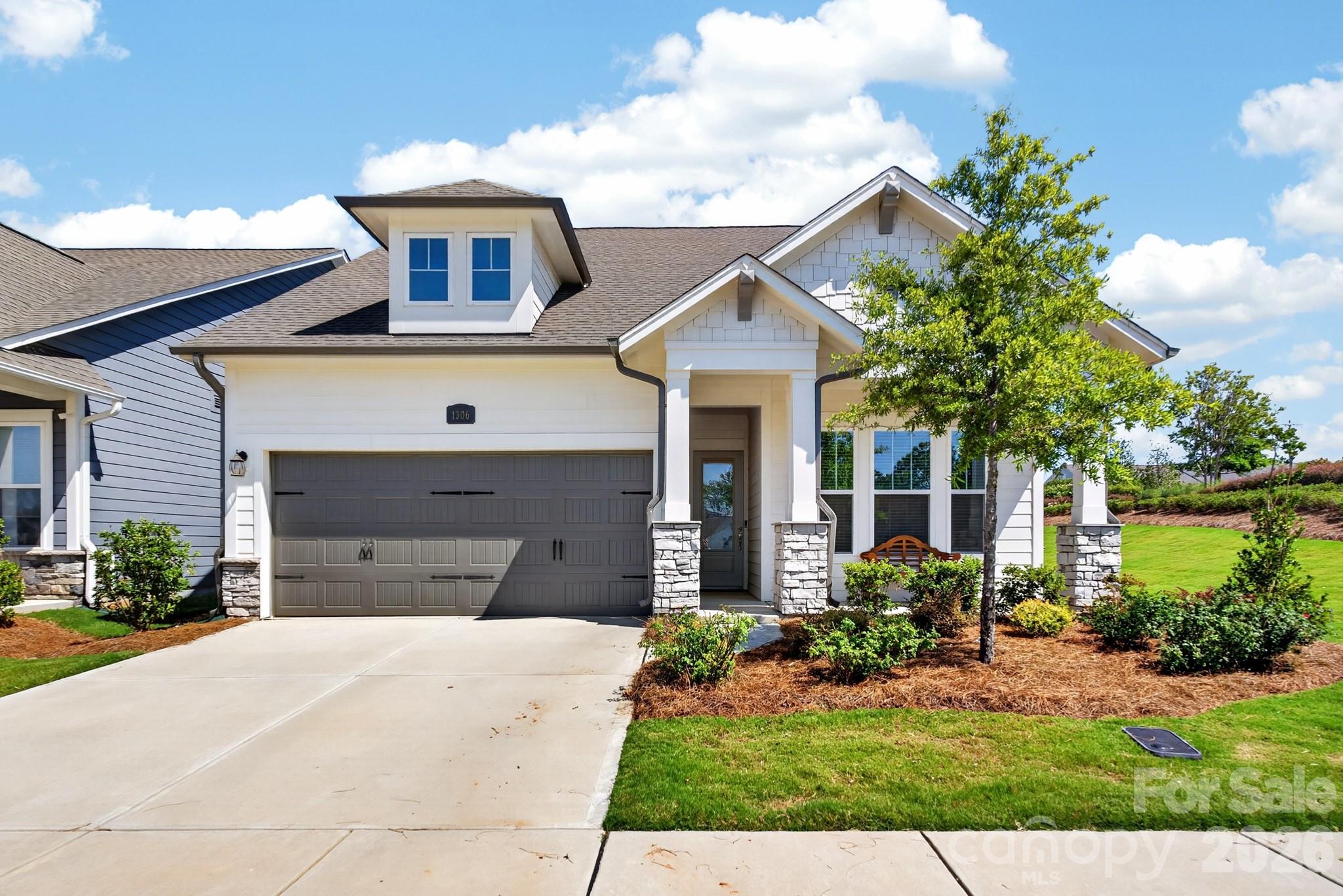 1306 Idyllic Lane Property Photo 1