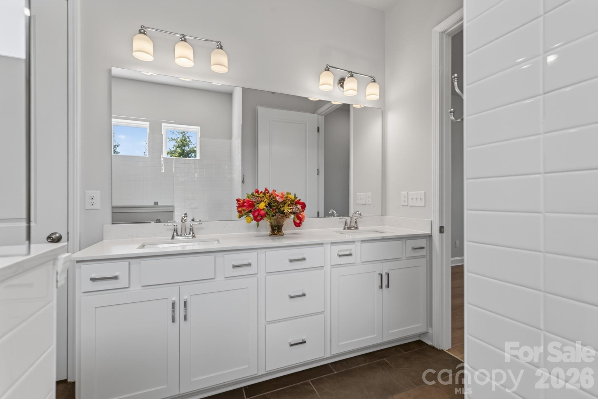 1306 Idyllic Lane Property Photo 24