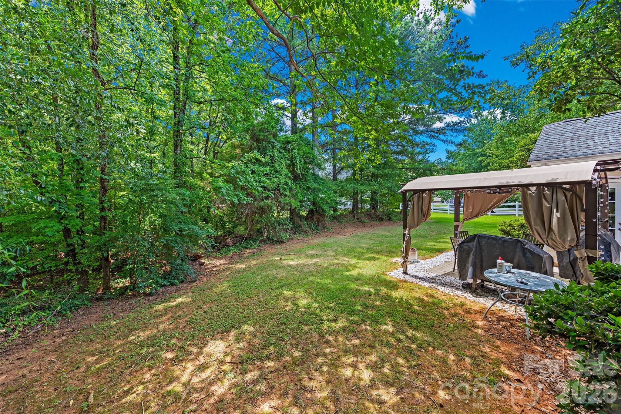 659 E Cheval Drive Property Photo 41