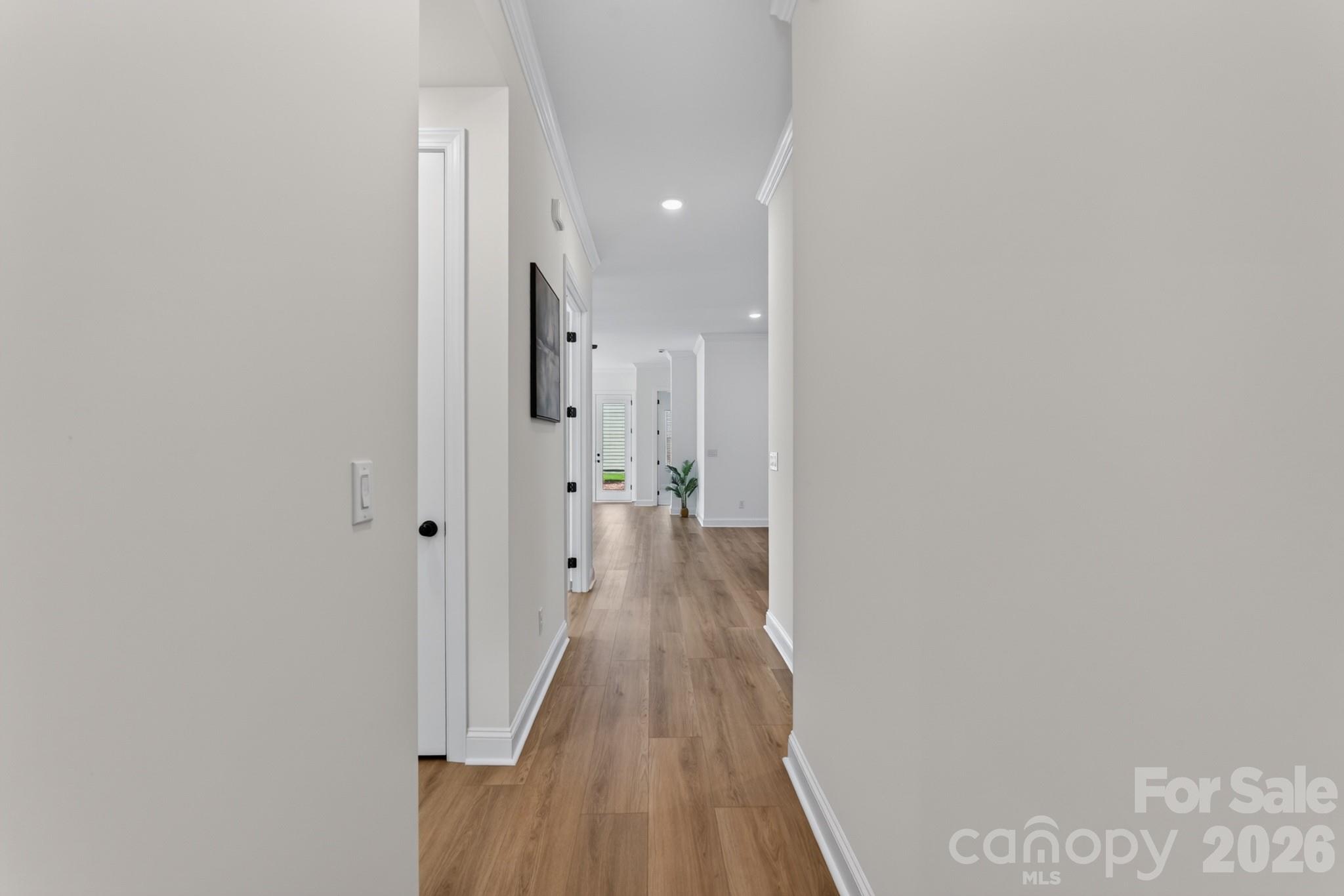 1002 Pastoral Place Property Photo 6