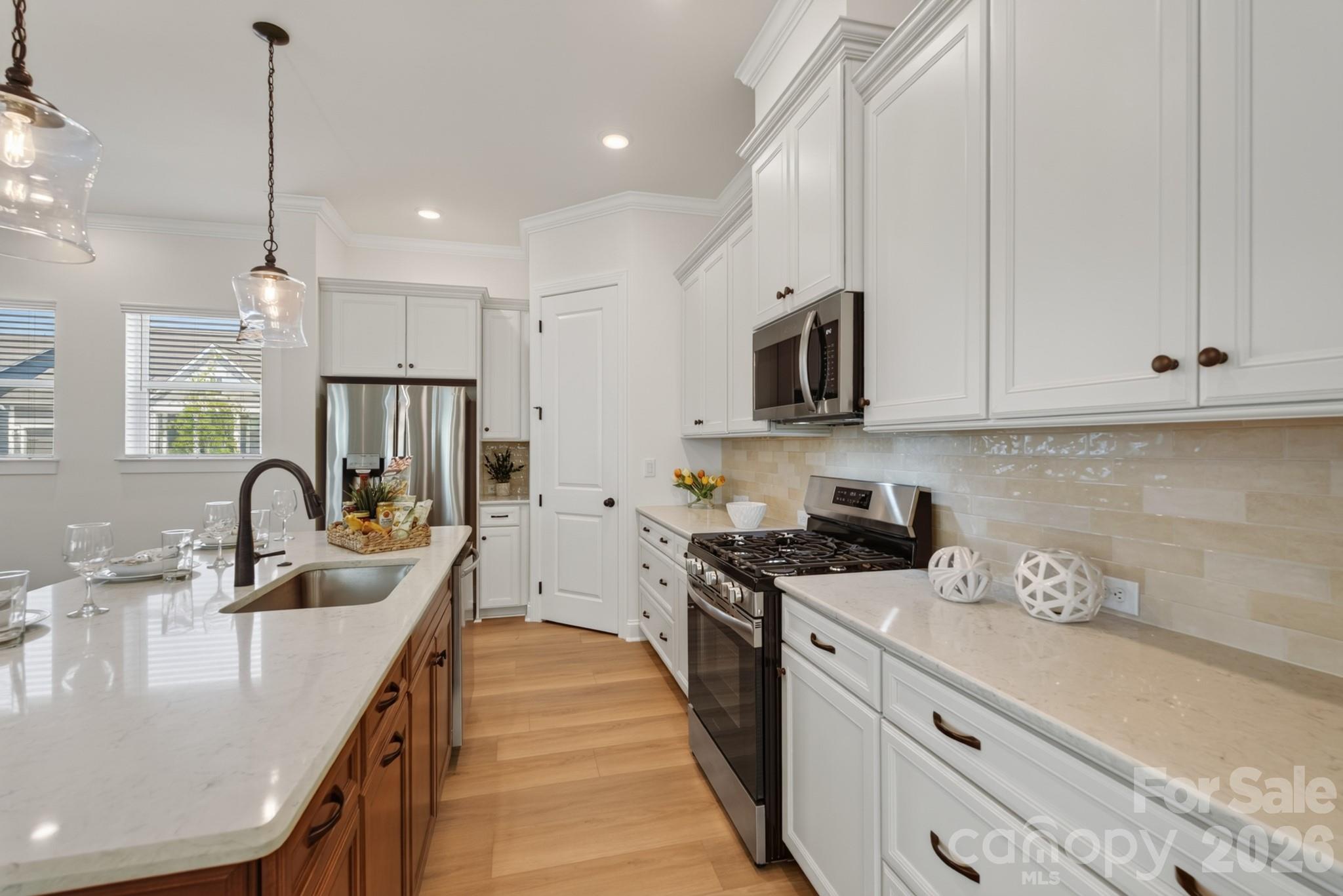 1002 Pastoral Place Property Photo 14