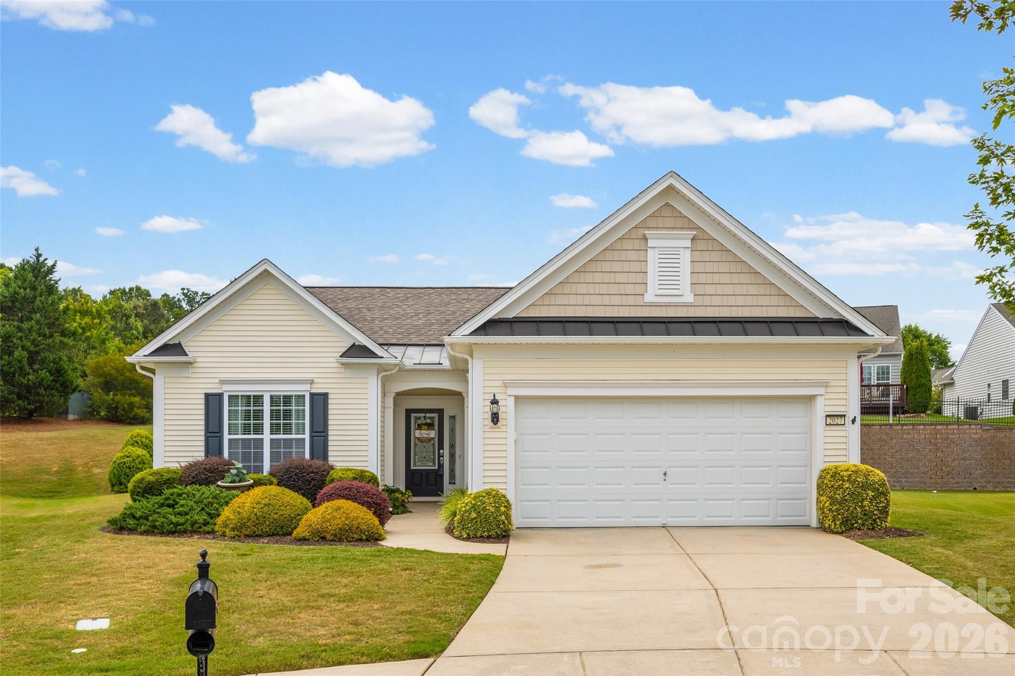 2027 Maned Goose Court Property Photo 1