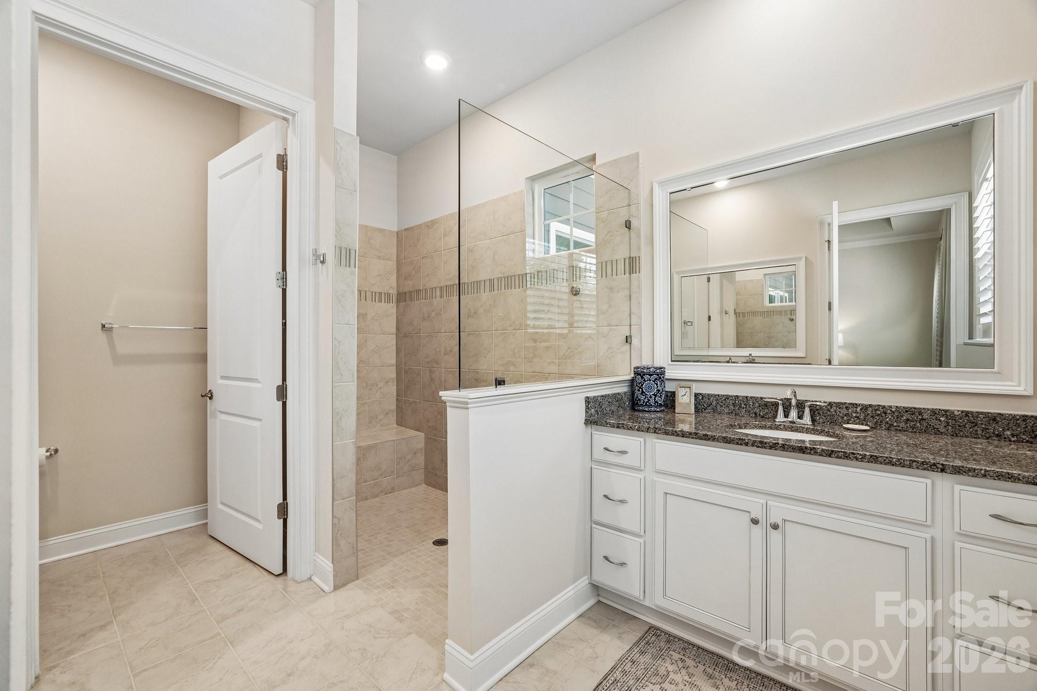 5408 Chegall Crossing Way Property Photo 13