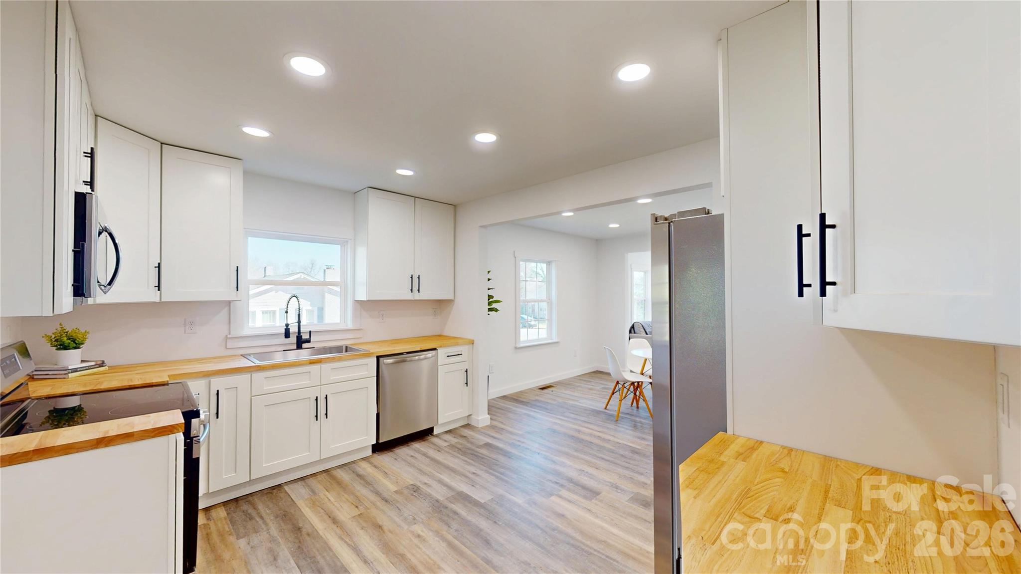 245 Carolina Avenue Property Photo 2