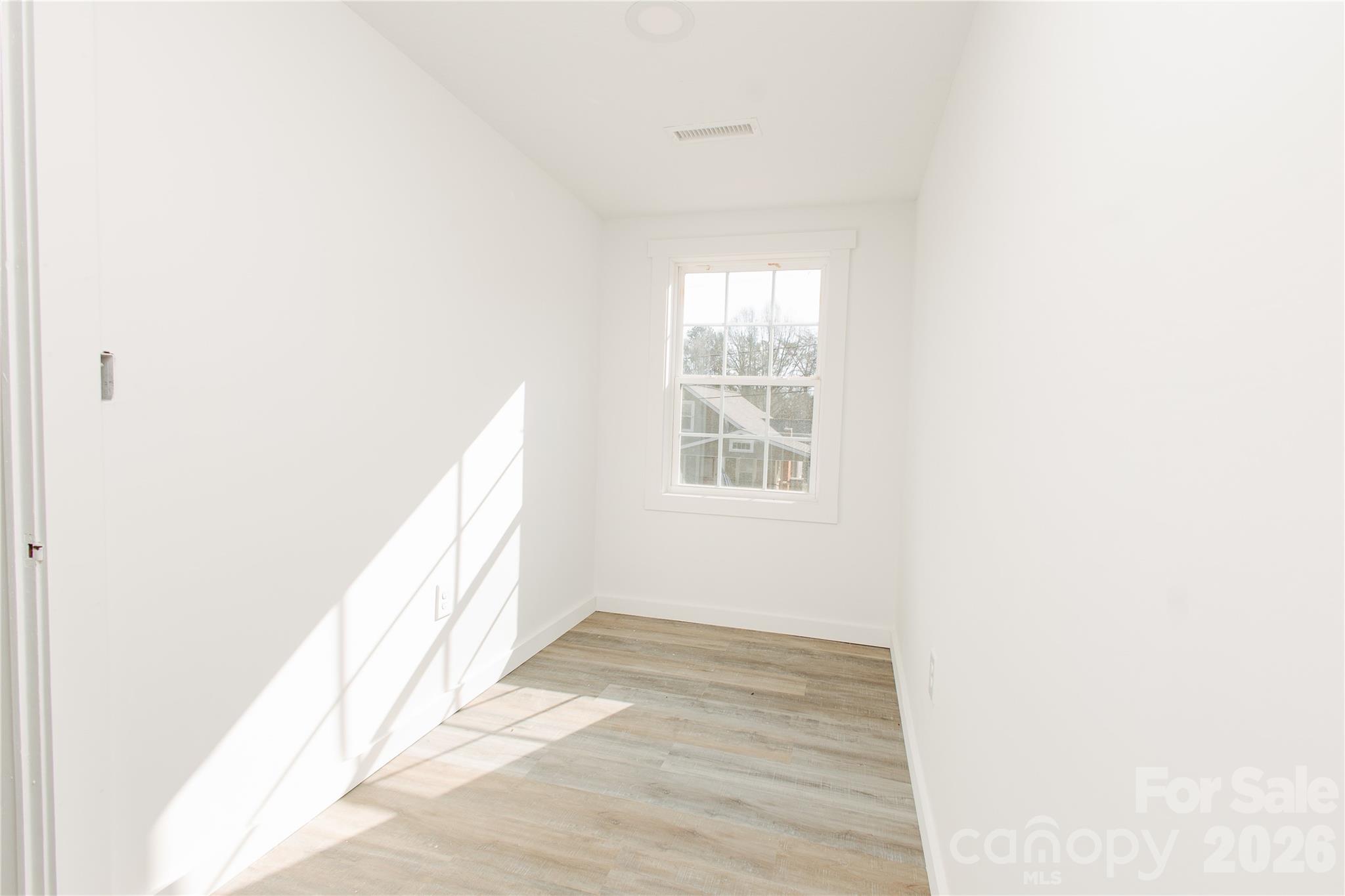 245 Carolina Avenue Property Photo 16