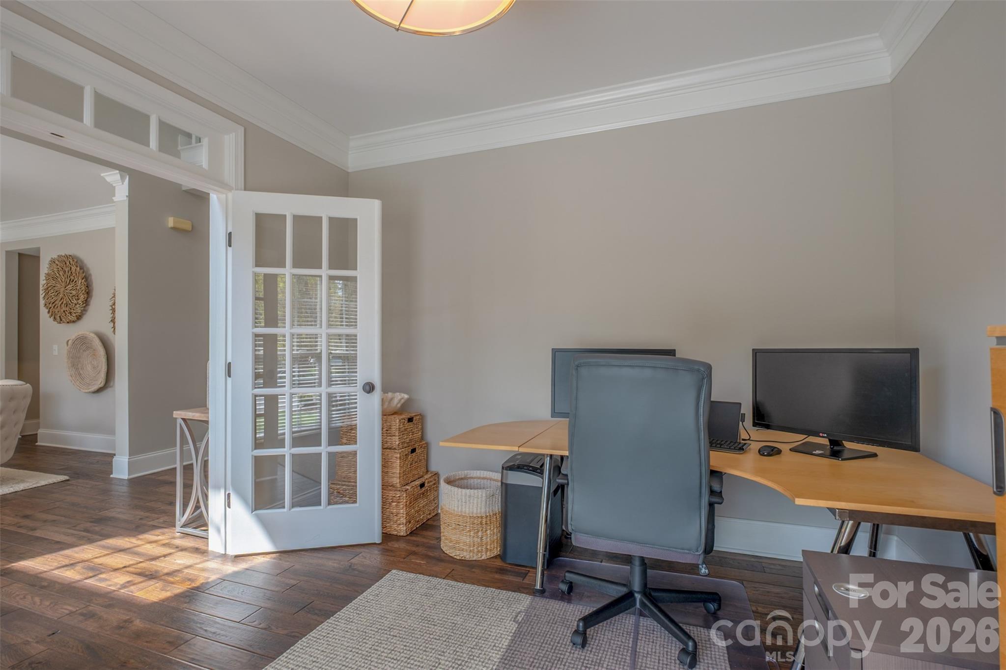 913 Grayscroft Drive Property Photo 13