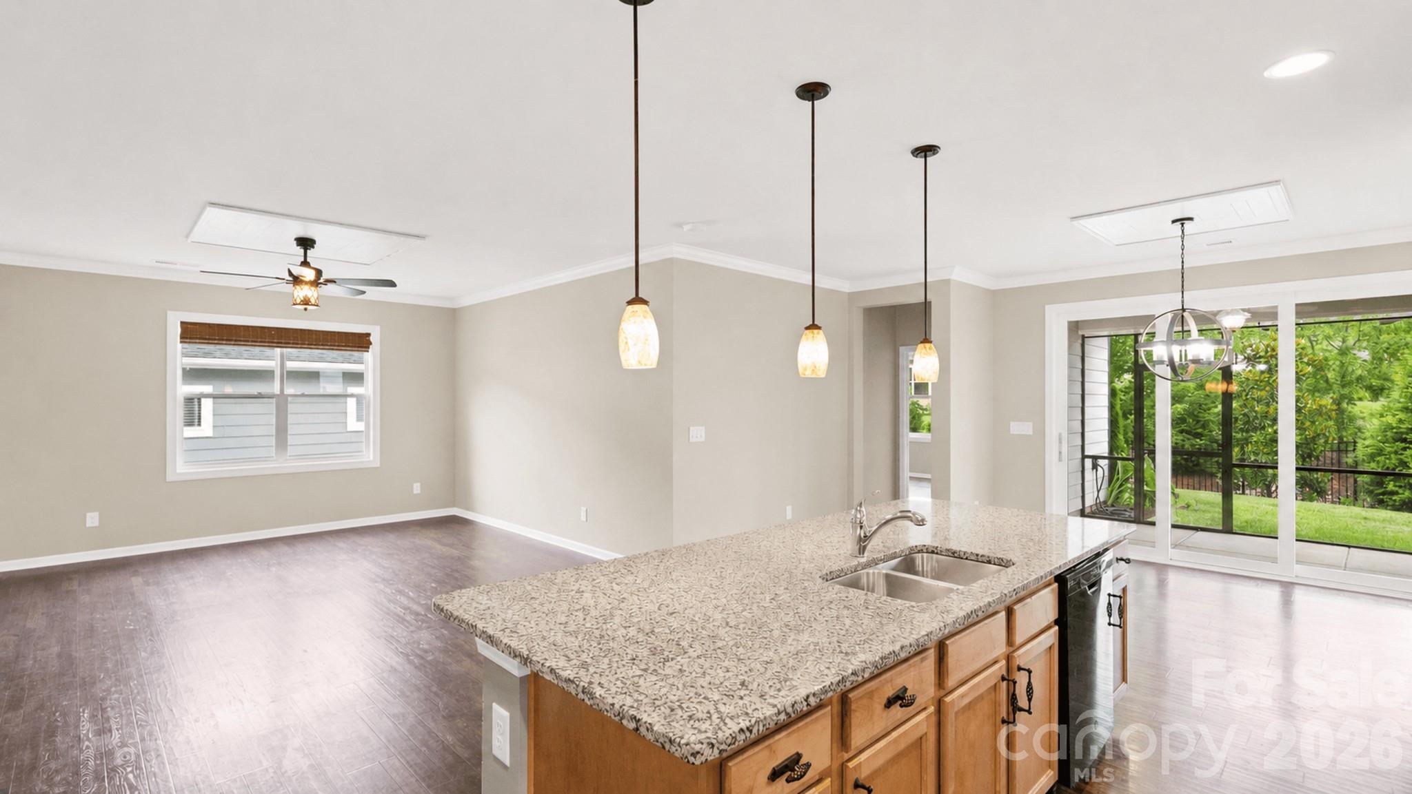 5129 Looking Glass Trail Property Photo 17