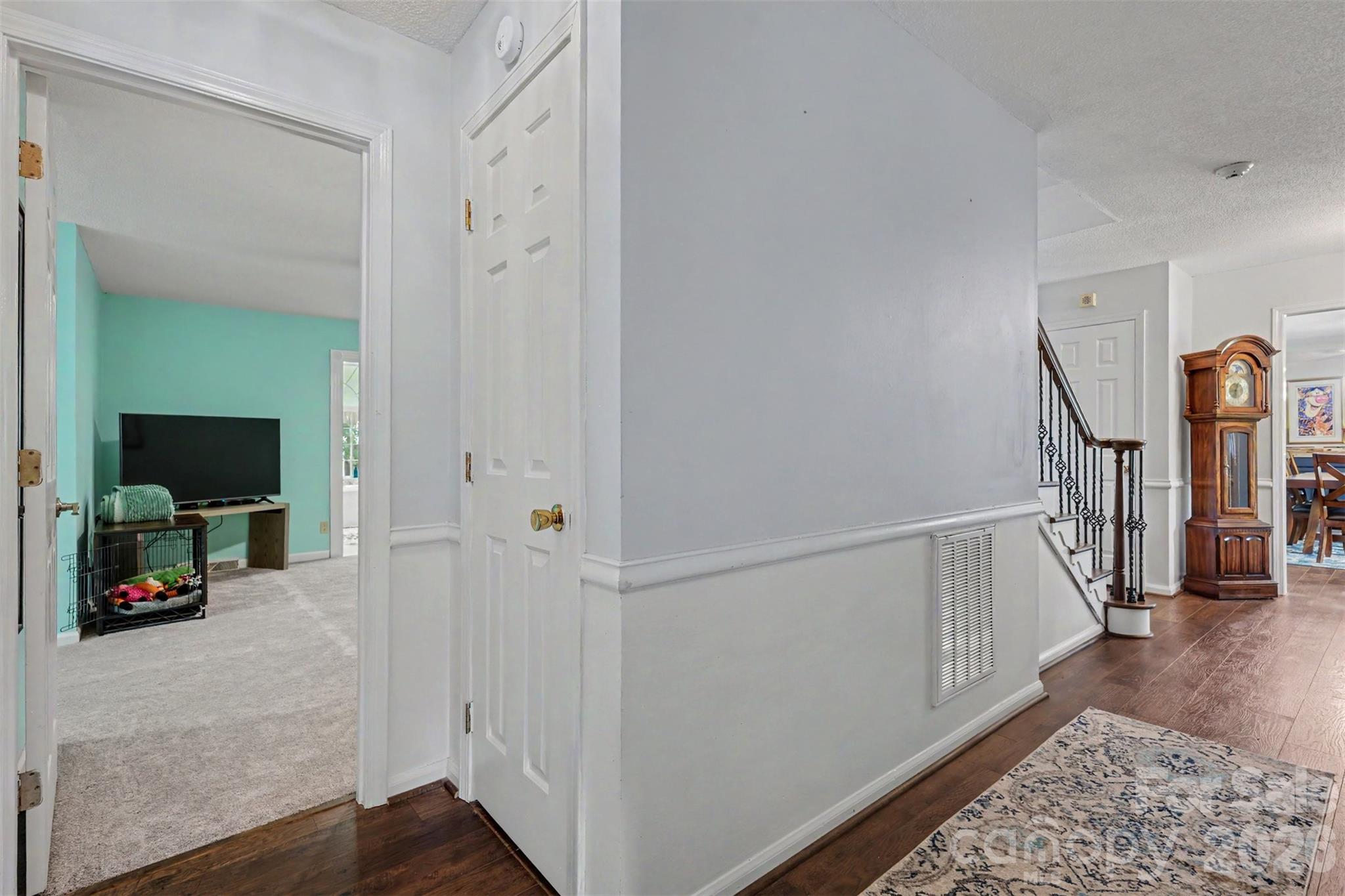 220 Roger Drive Property Photo 16