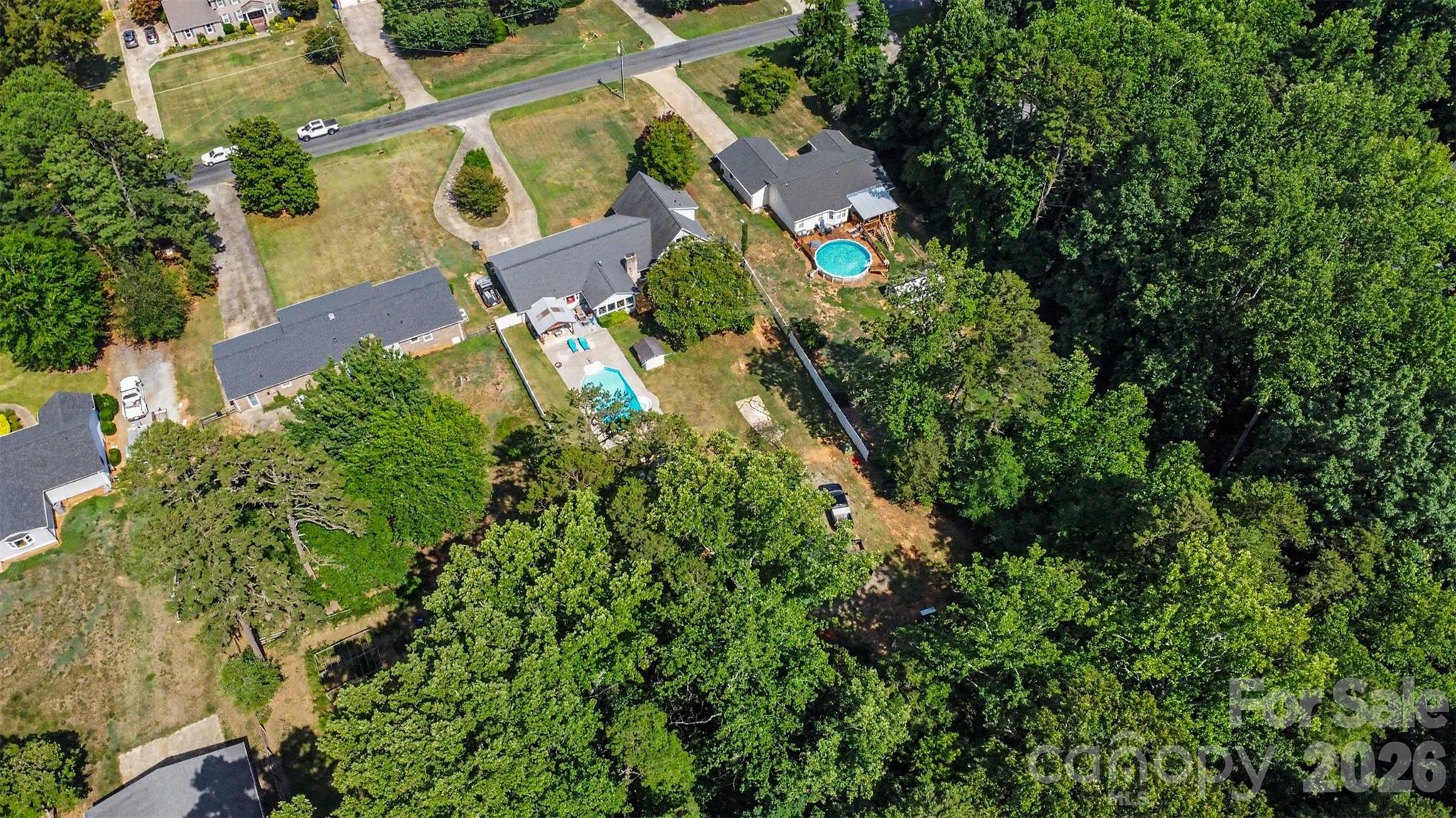 220 Roger Drive Property Photo 39