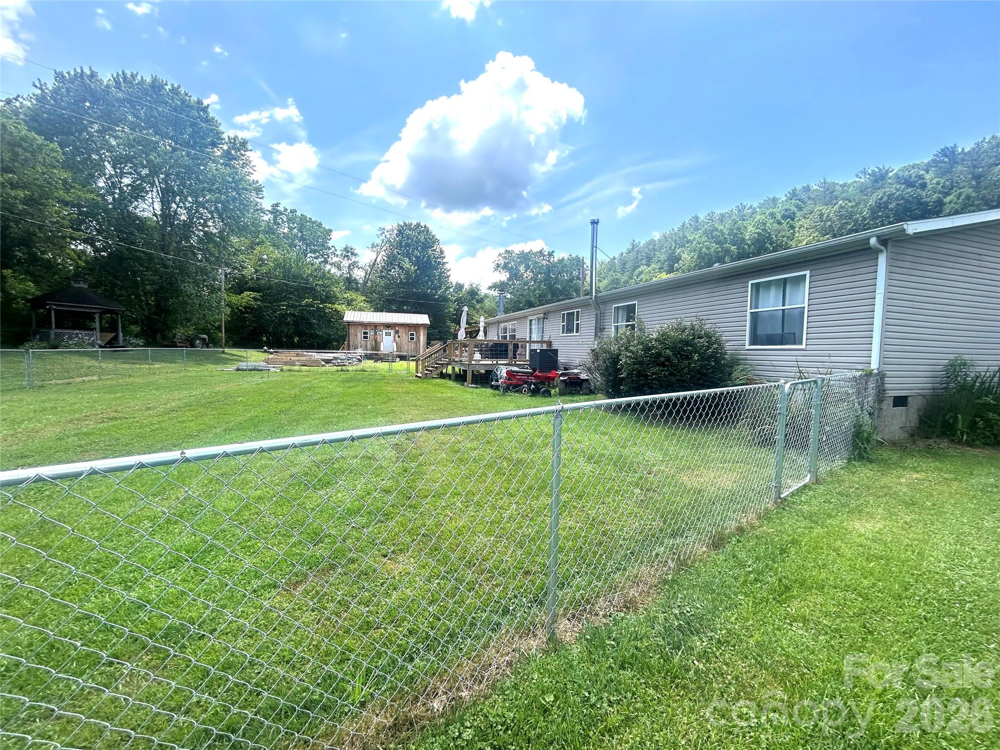 10755 Nc 209 Highway Property Photo 7
