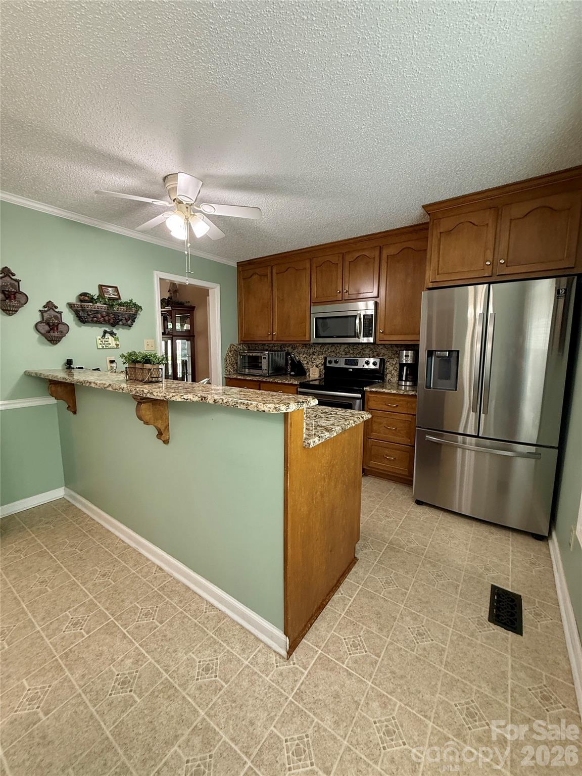 1100 Jennifer Lane Property Photo 15