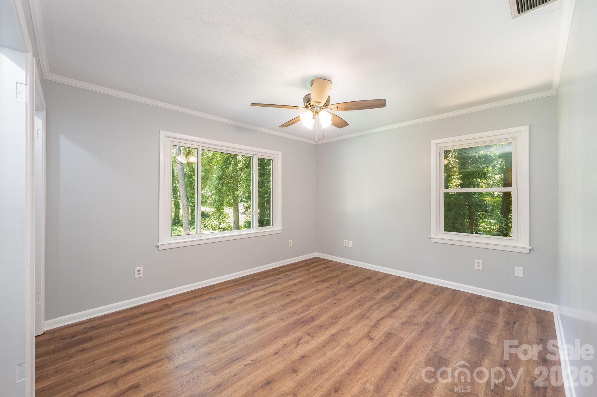 114 Elmwood Drive Property Photo 24