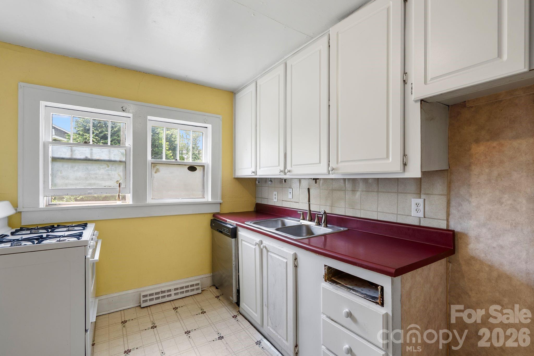 49 Church Street Property Photo 12