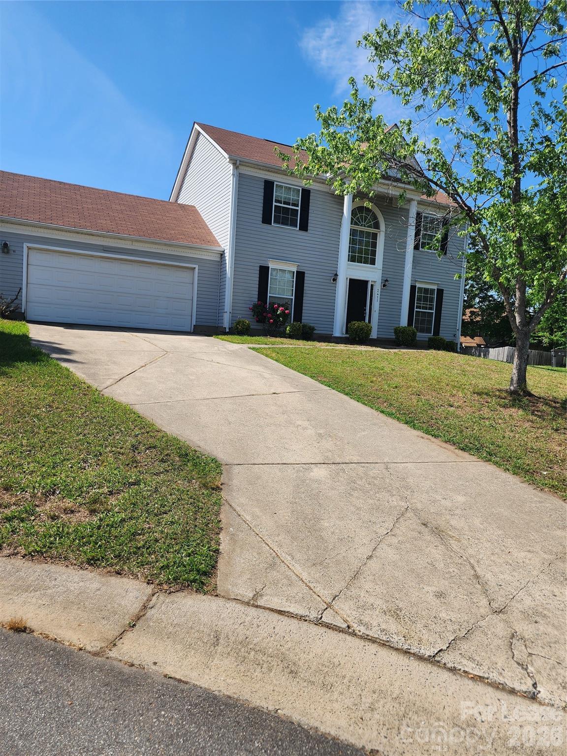 2411 Celosia Drive Property Photo 1