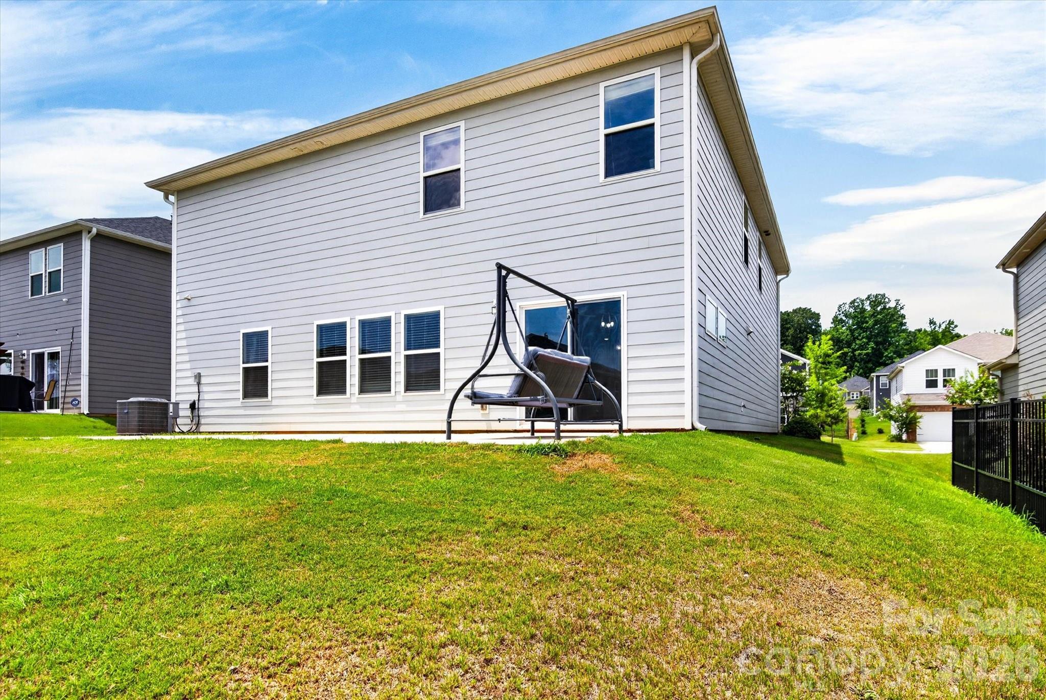 1041 Red Apple Street Property Photo 20
