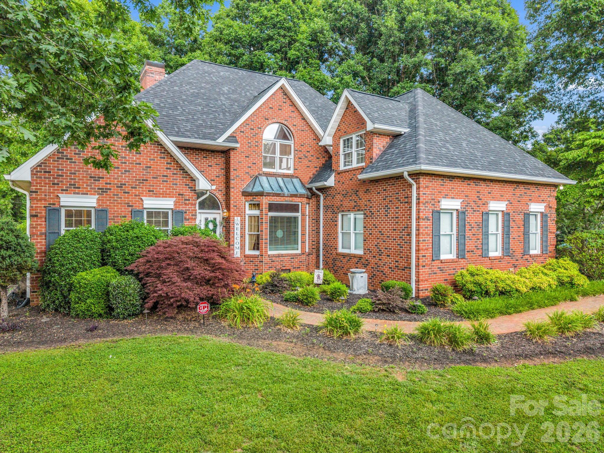 101 Spindle Drive Property Photo 1