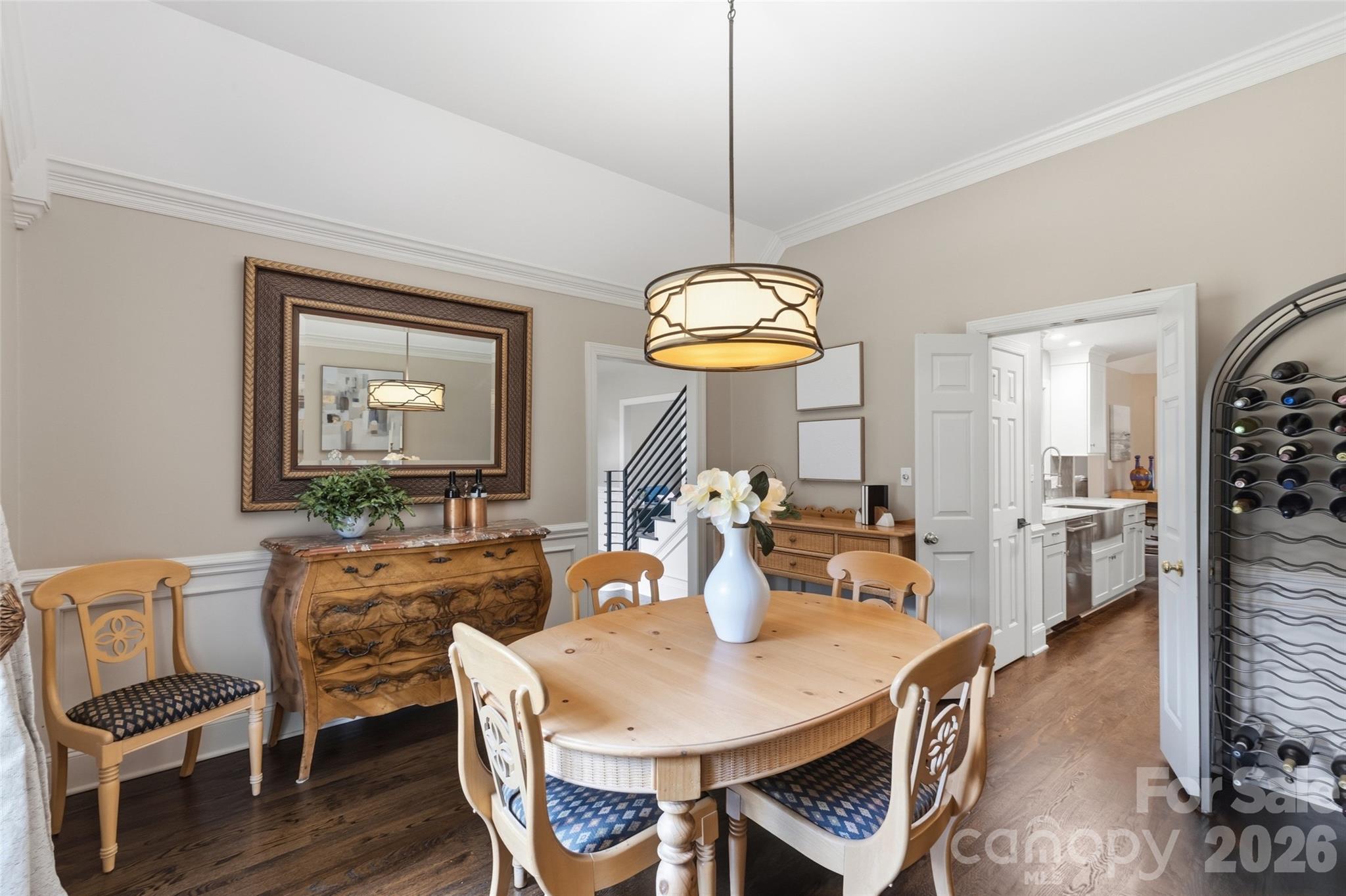 208 Kelly Court Property Photo 7