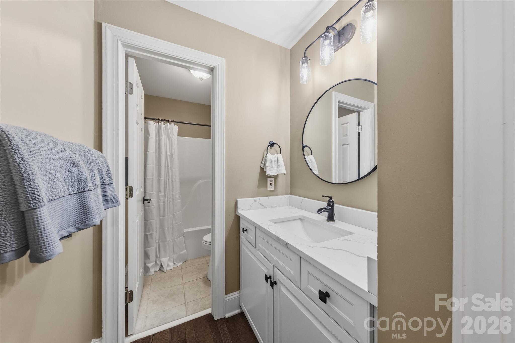 208 Kelly Court Property Photo 19