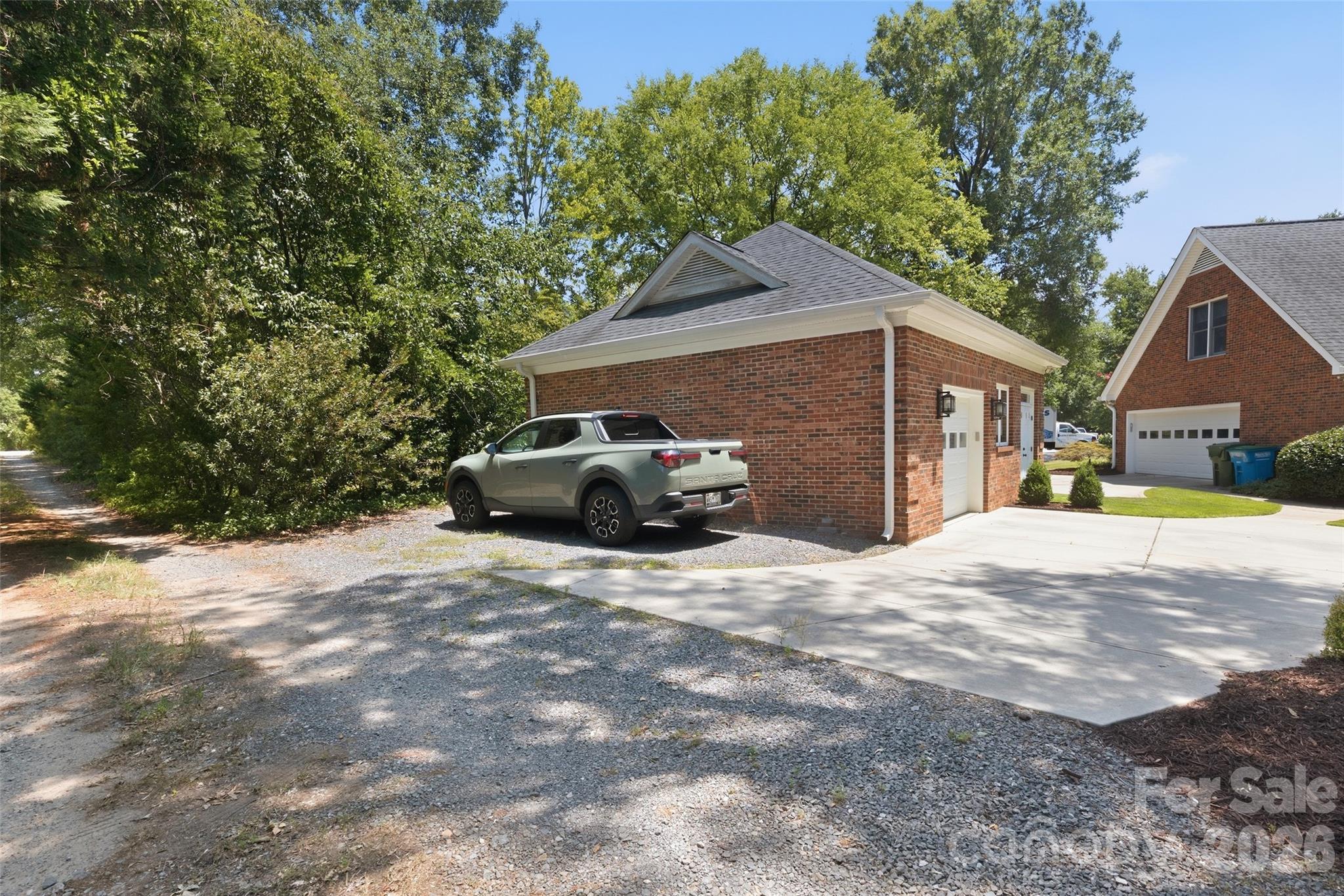 208 Kelly Court Property Photo 46
