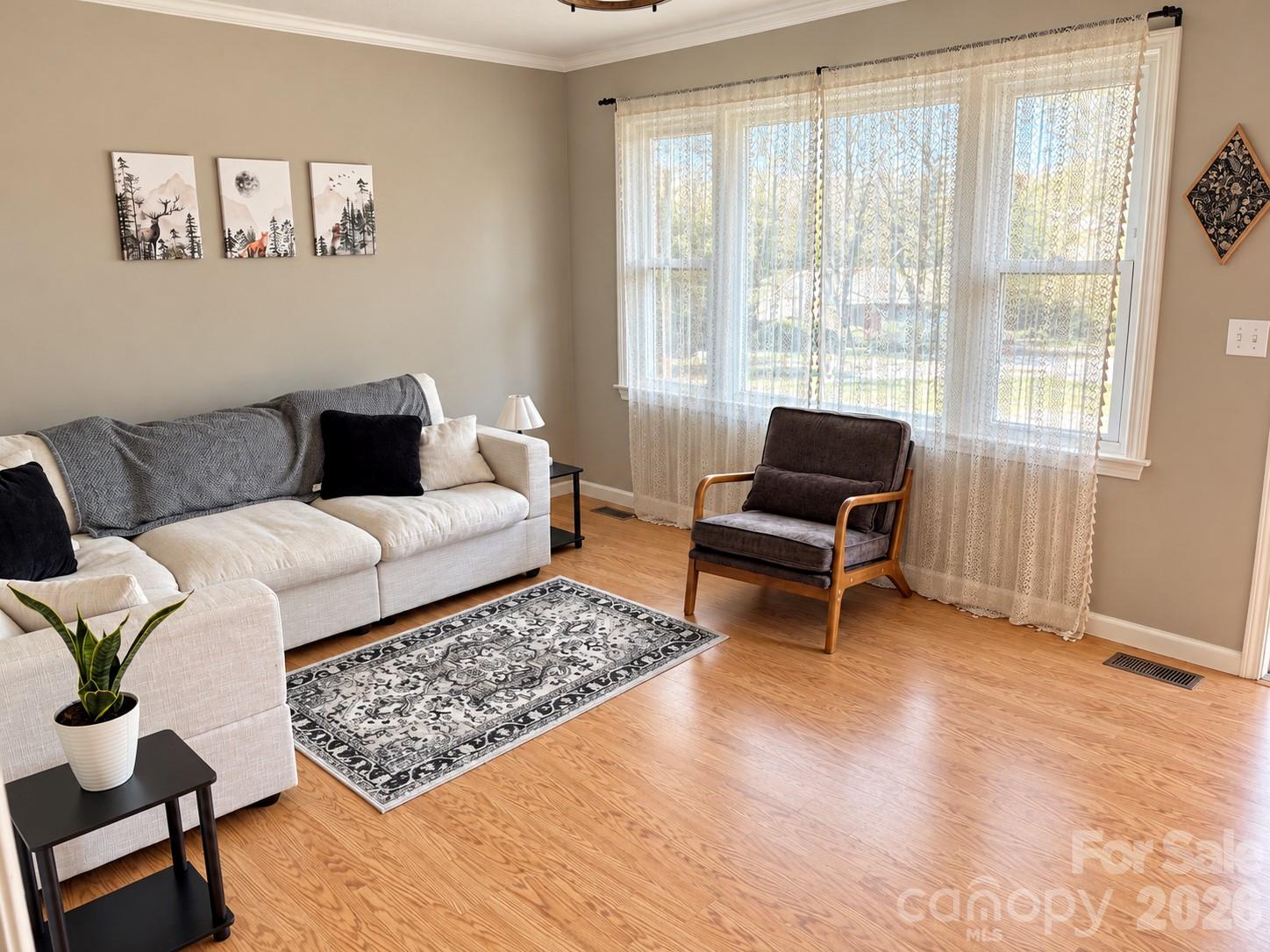 96 Rolling Hills Road Property Photo 3