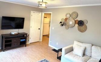 96 Rolling Hills Road Property Photo 4