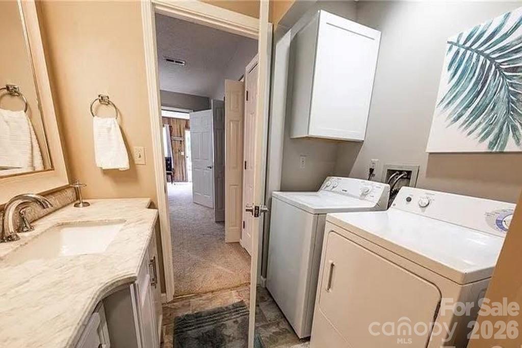 96 Rolling Hills Road Property Photo 13