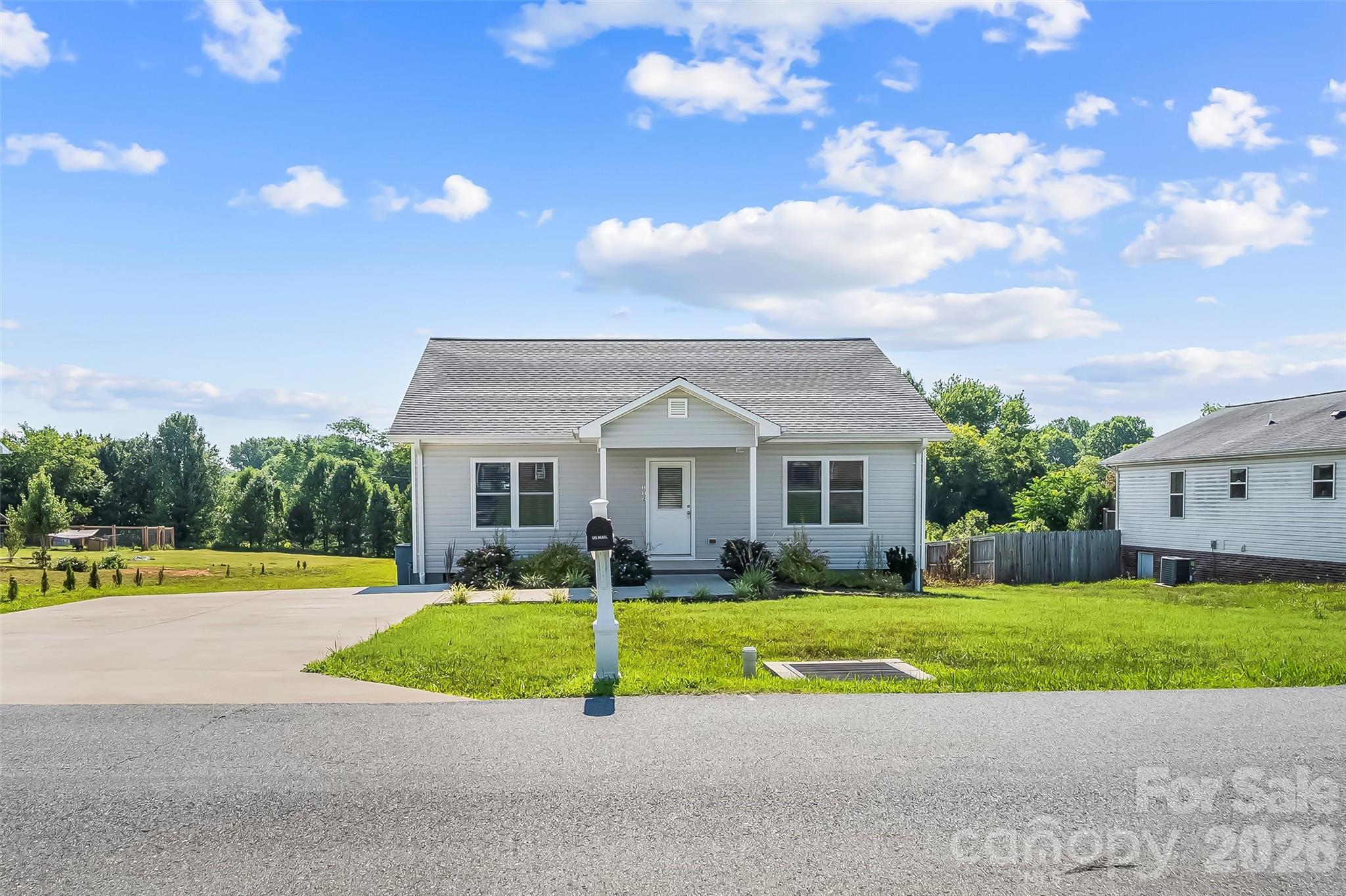 112 Elm Street Property Photo 1