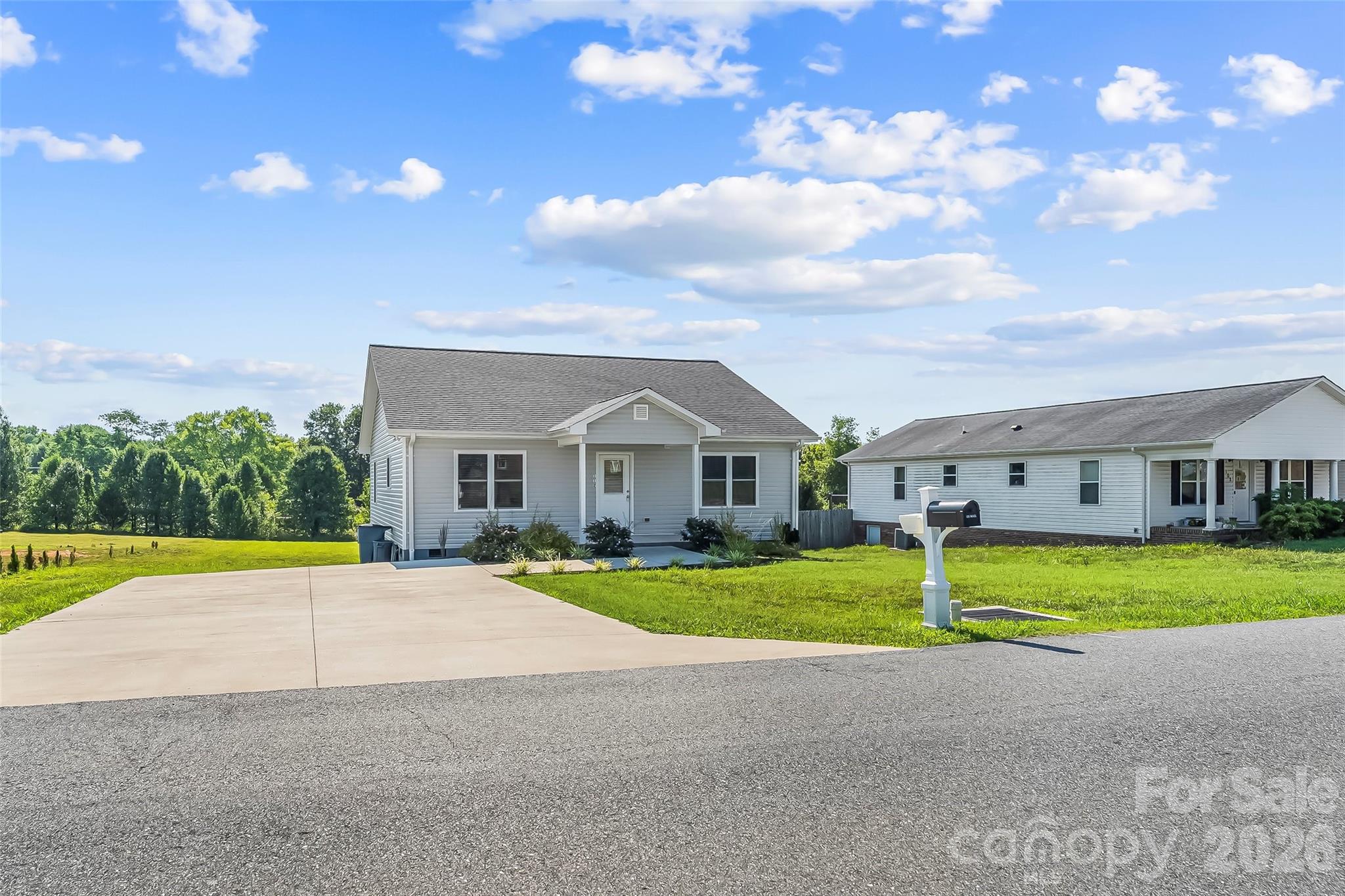112 Elm Street Property Photo 3