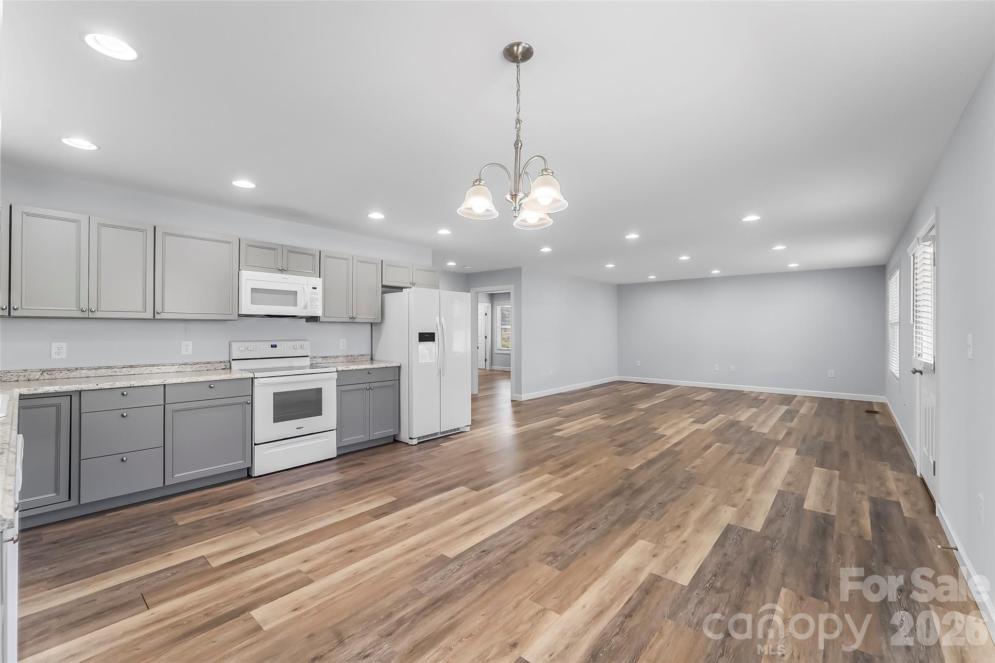 112 Elm Street Property Photo 8