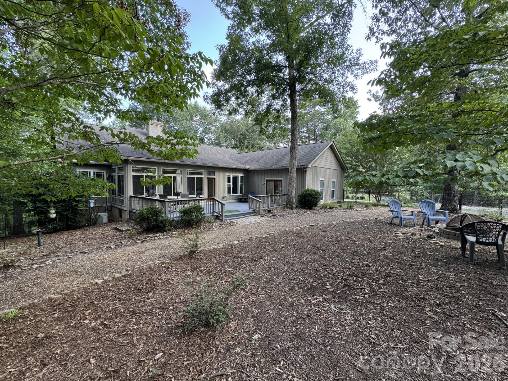100 Hannah Drive Property Photo 22