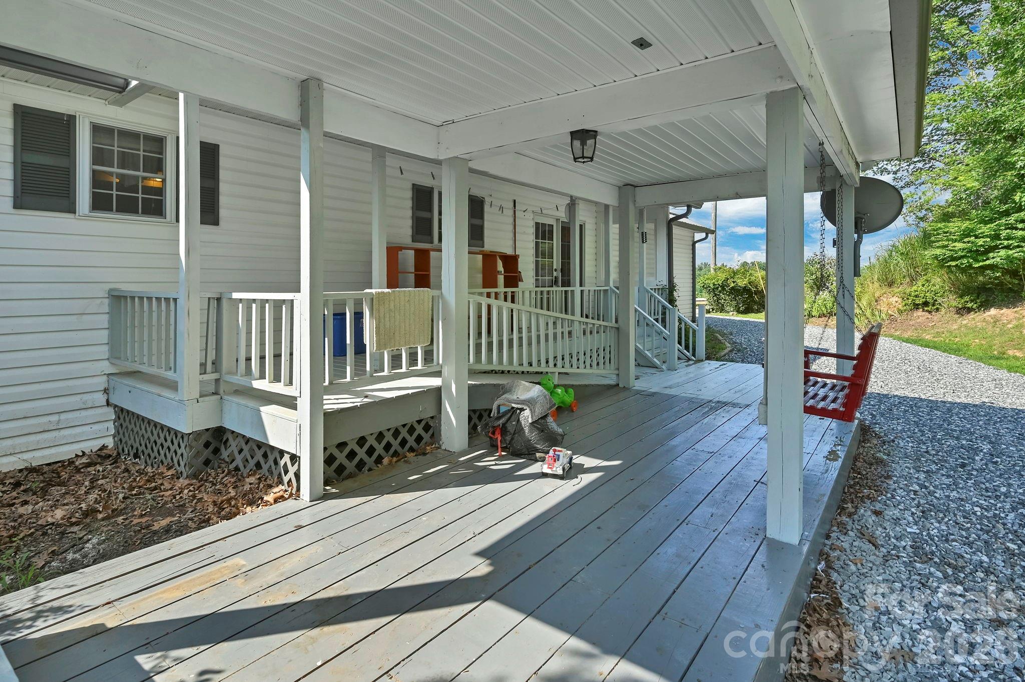 553 Morgan Branch Road Property Photo 6