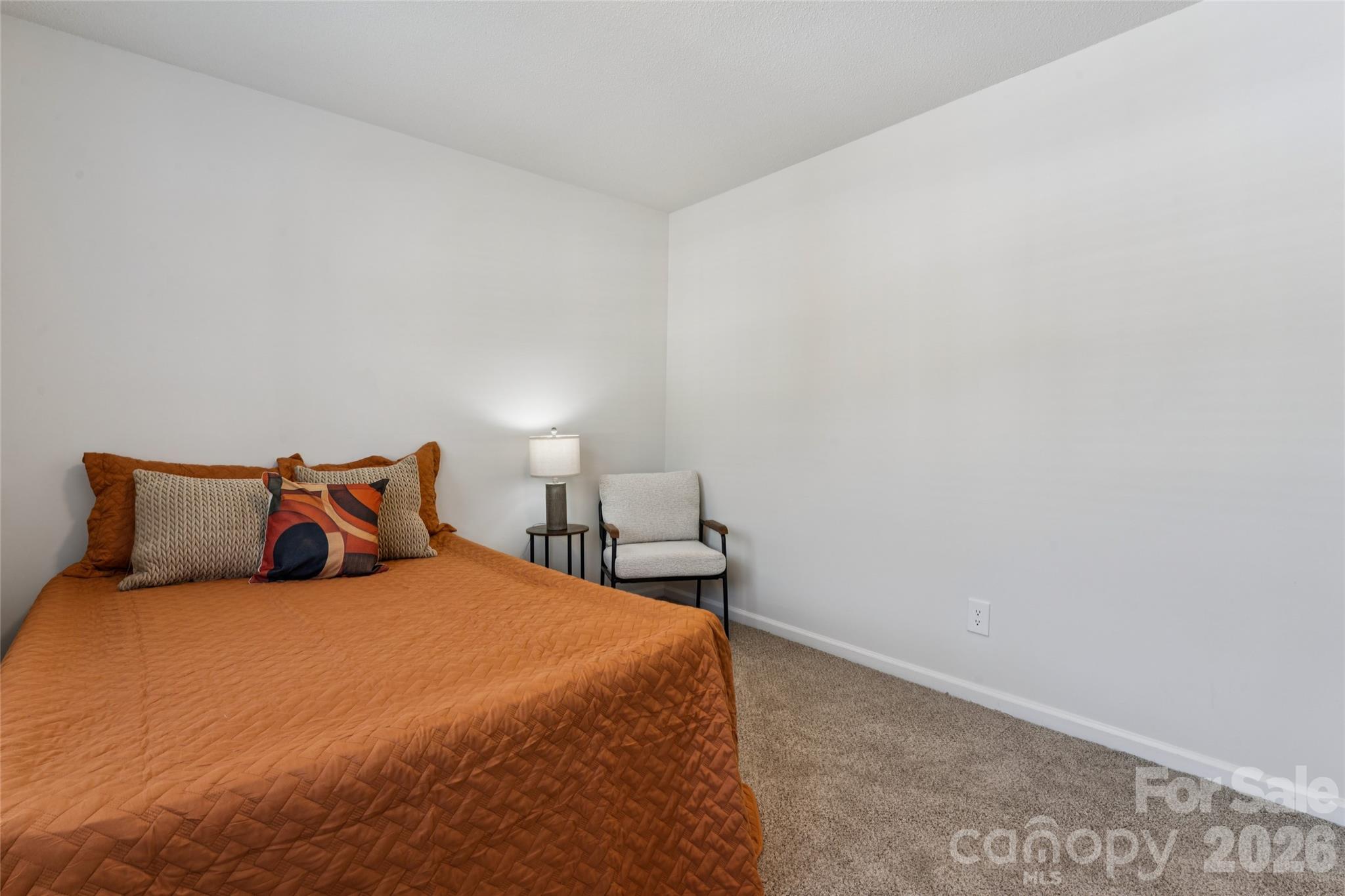 1620 Arlyn Circle L Property Photo 15