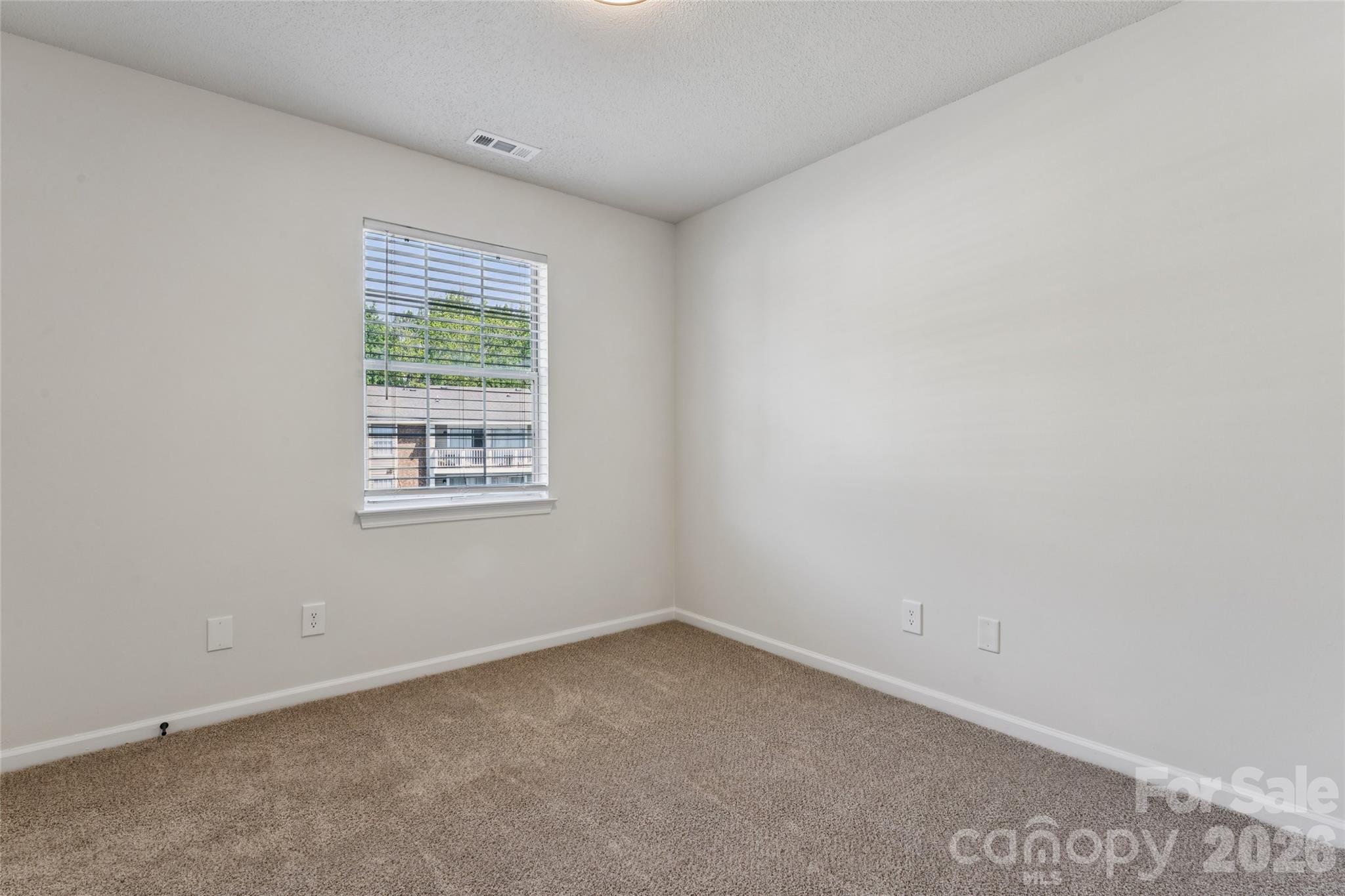 1620 Arlyn Circle L Property Photo 19