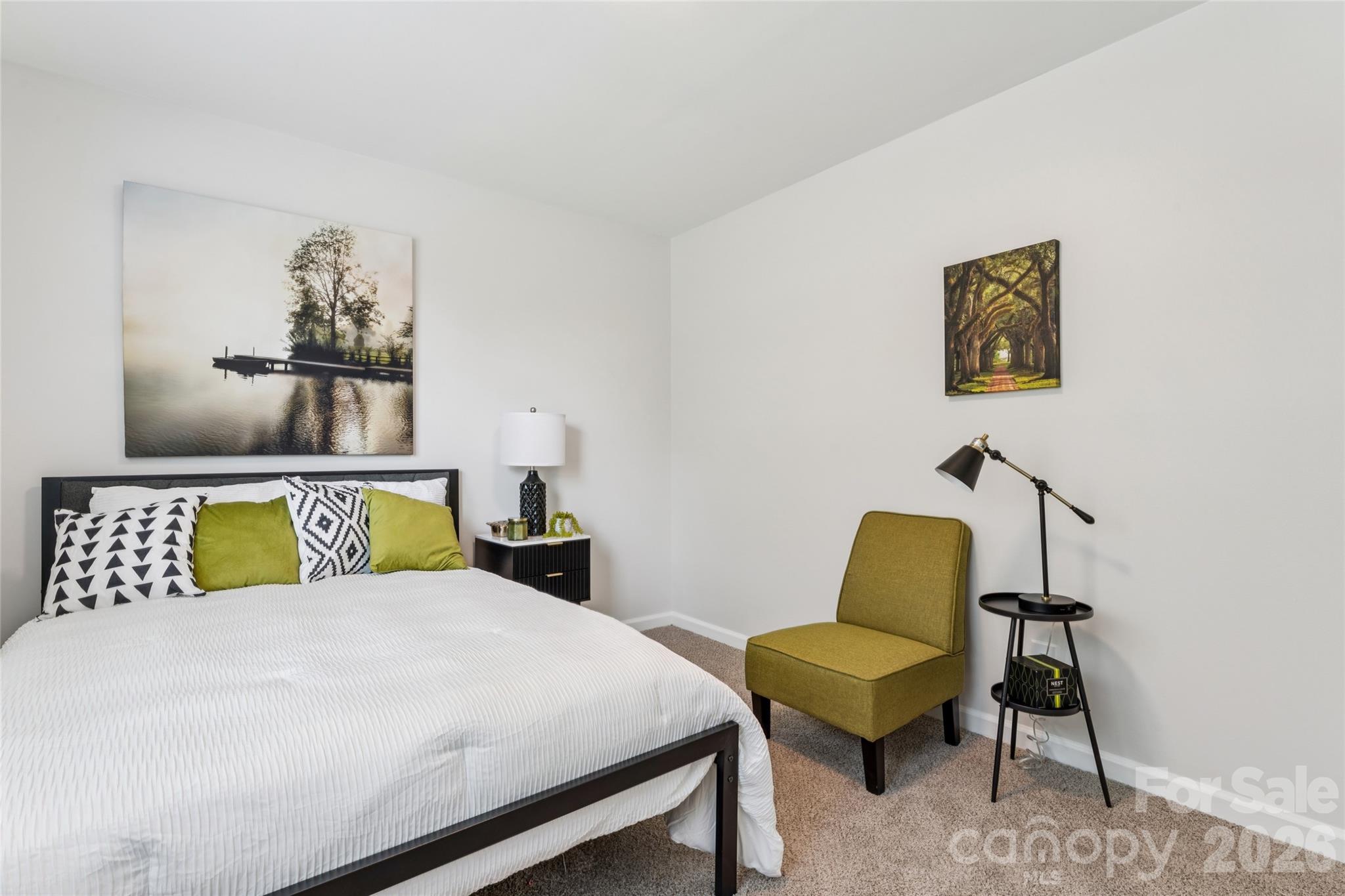 1638 Arlyn Circle G Property Photo 18