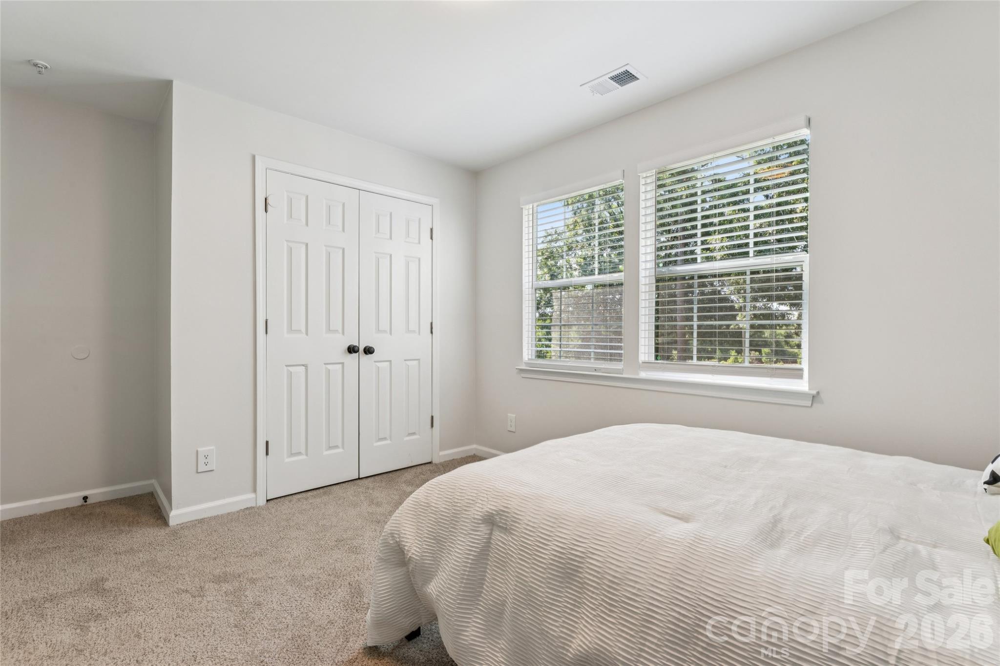 1638 Arlyn Circle G Property Photo 19